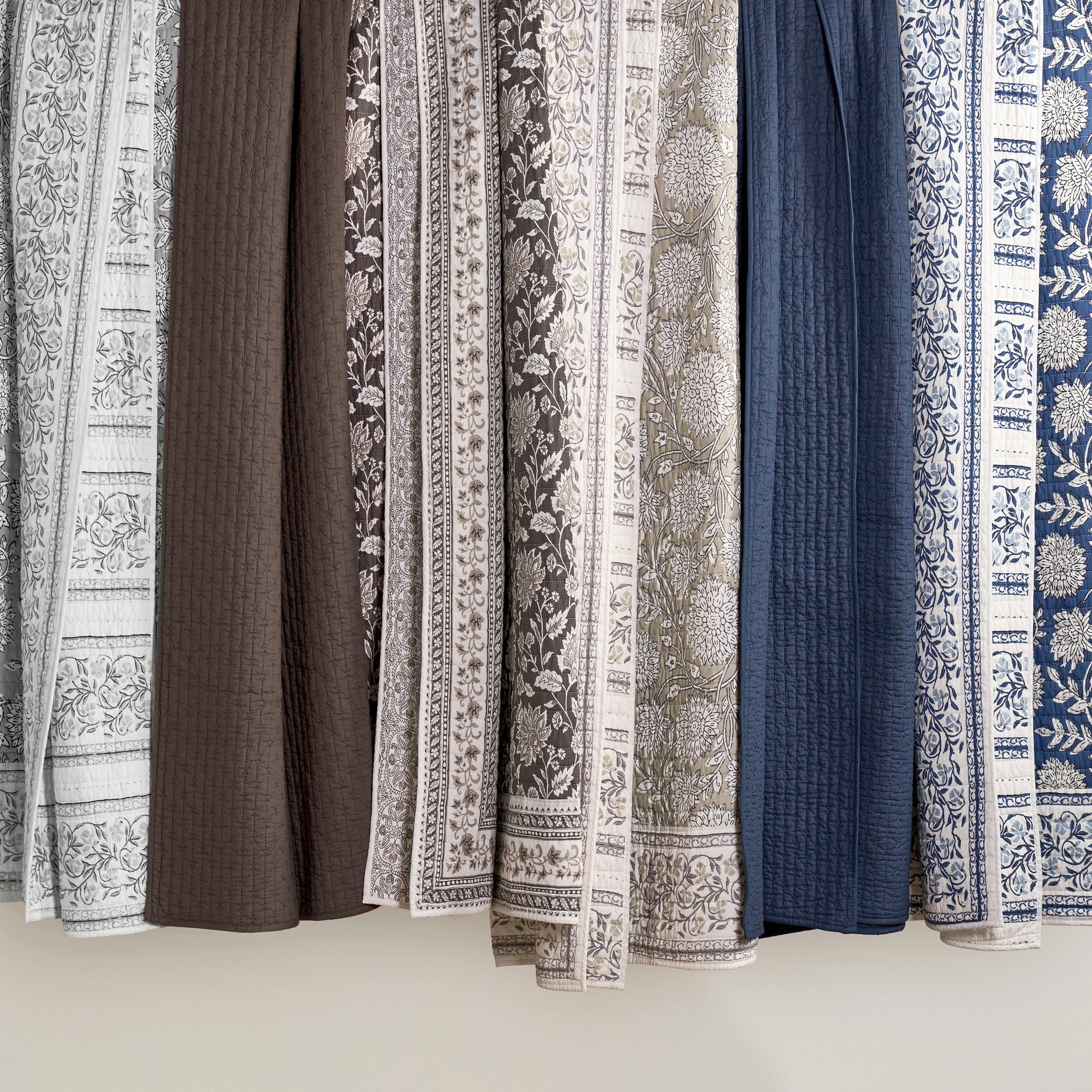 Adare Taupe Quilt Set