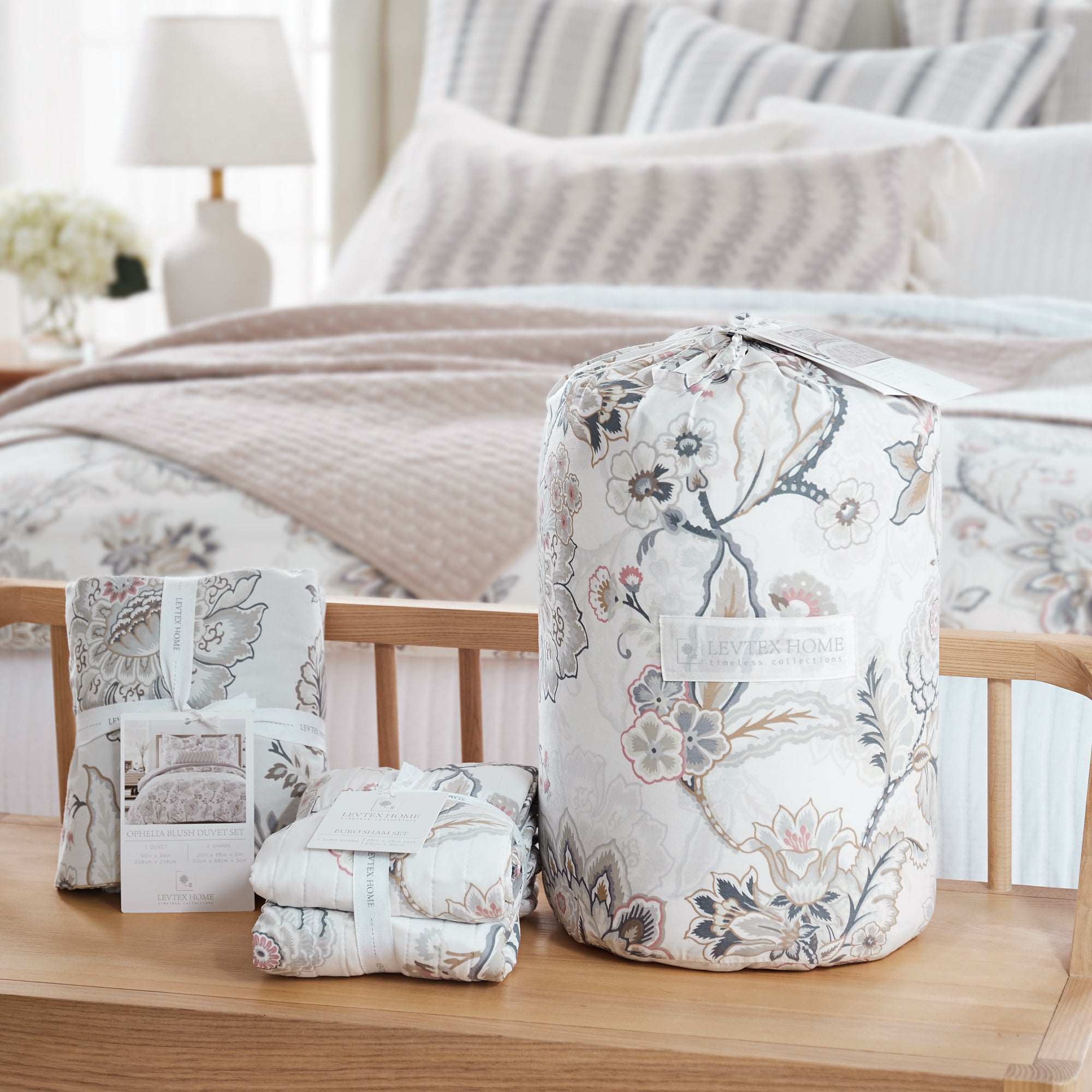 Ophelia Comforter Set
