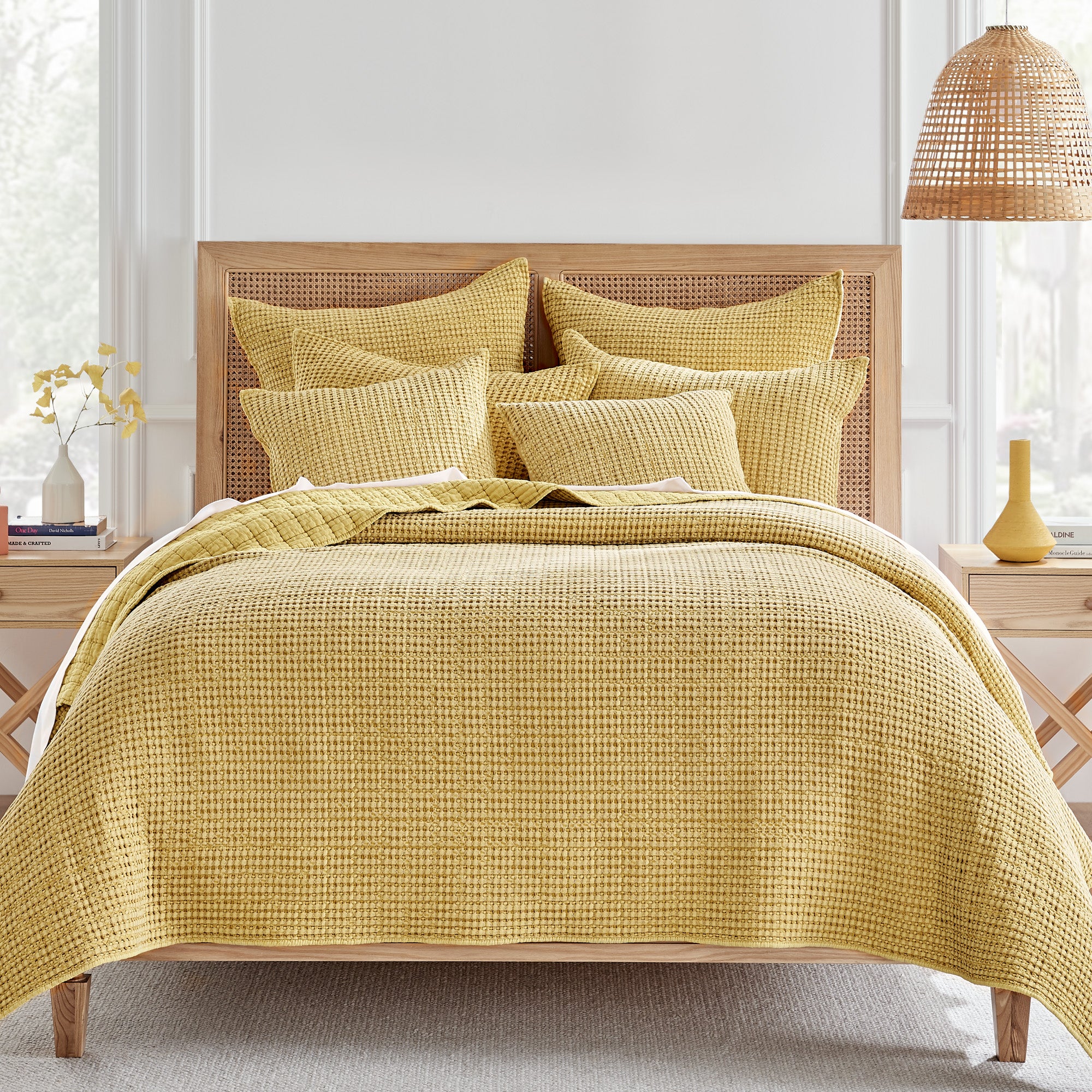 Mills Waffle Ochre Quilt Set