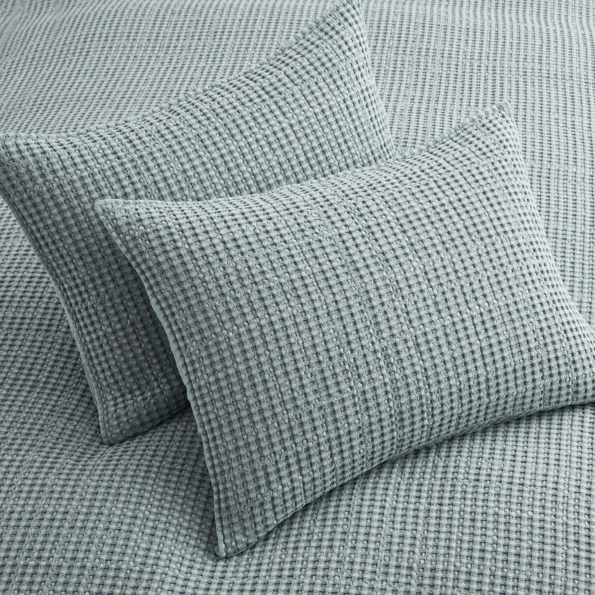 Mills Waffle Quilt Set