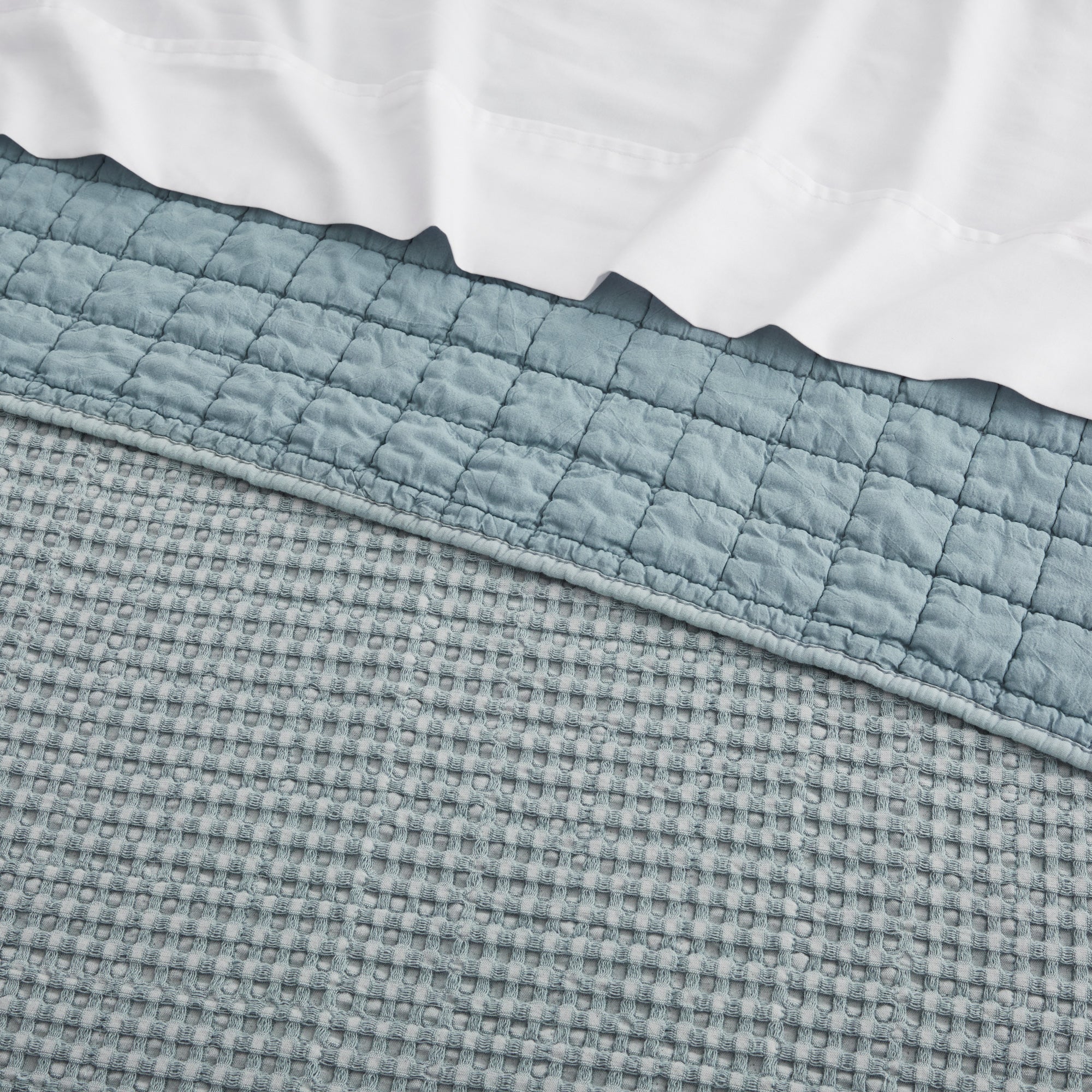 Mills Waffle Quilt Set