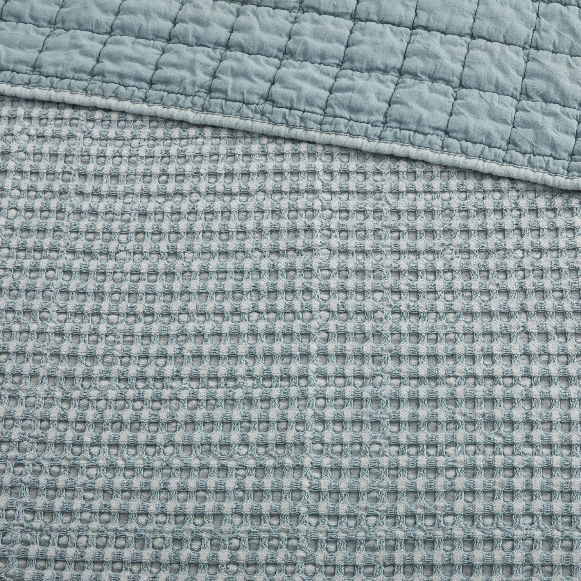 Mills Waffle Quilted Throw