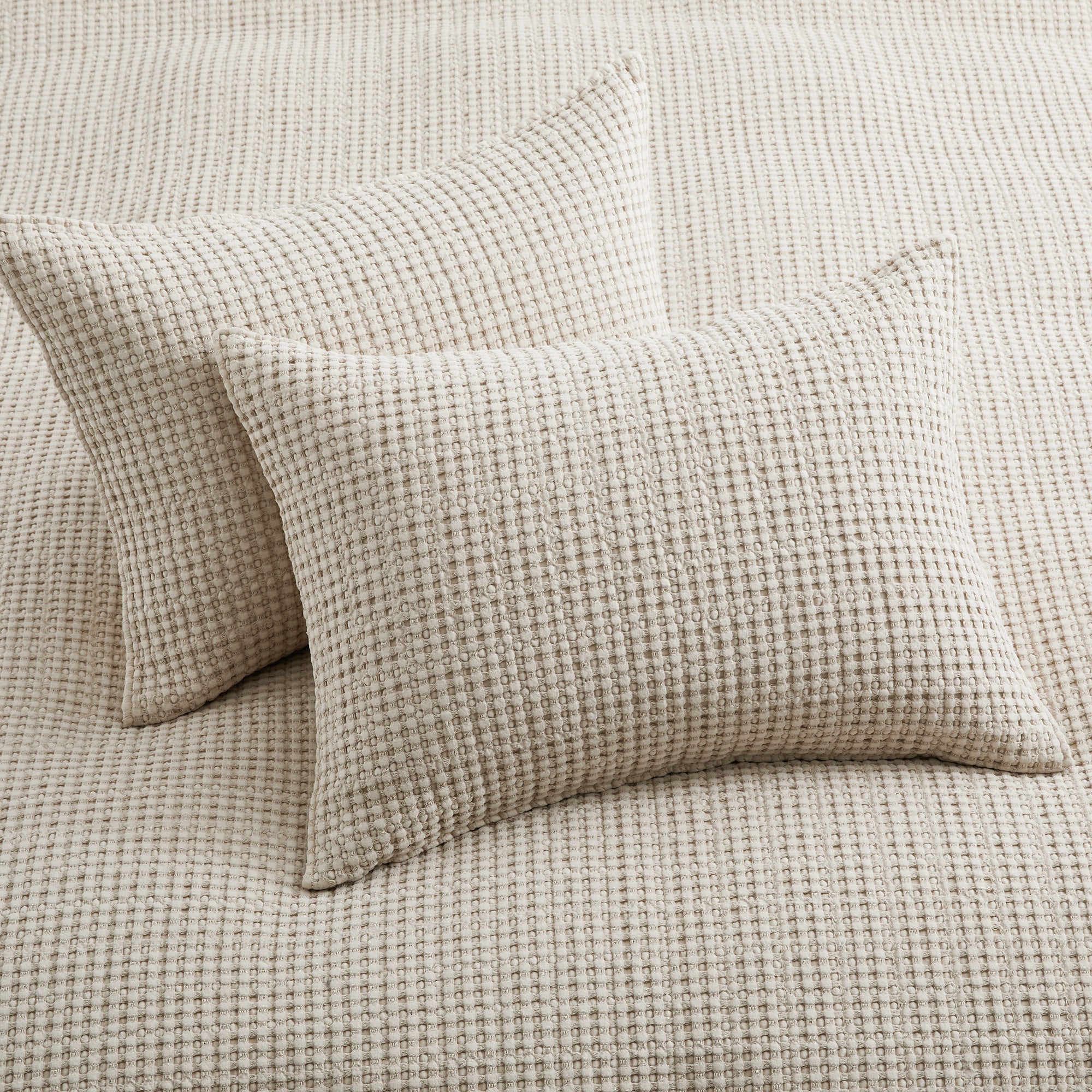 Mills Waffle Quilt Set