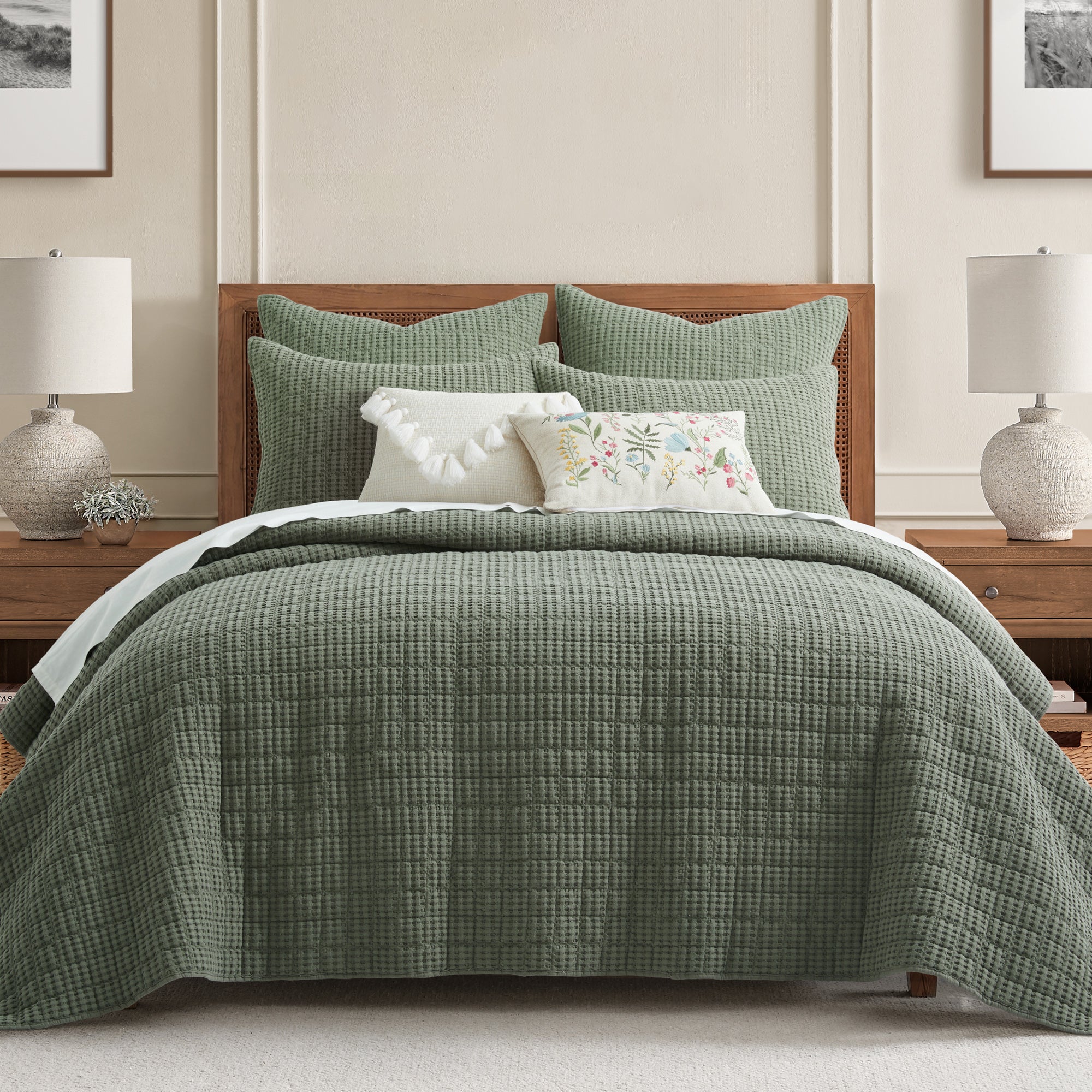 Mills Waffle Quilt Set