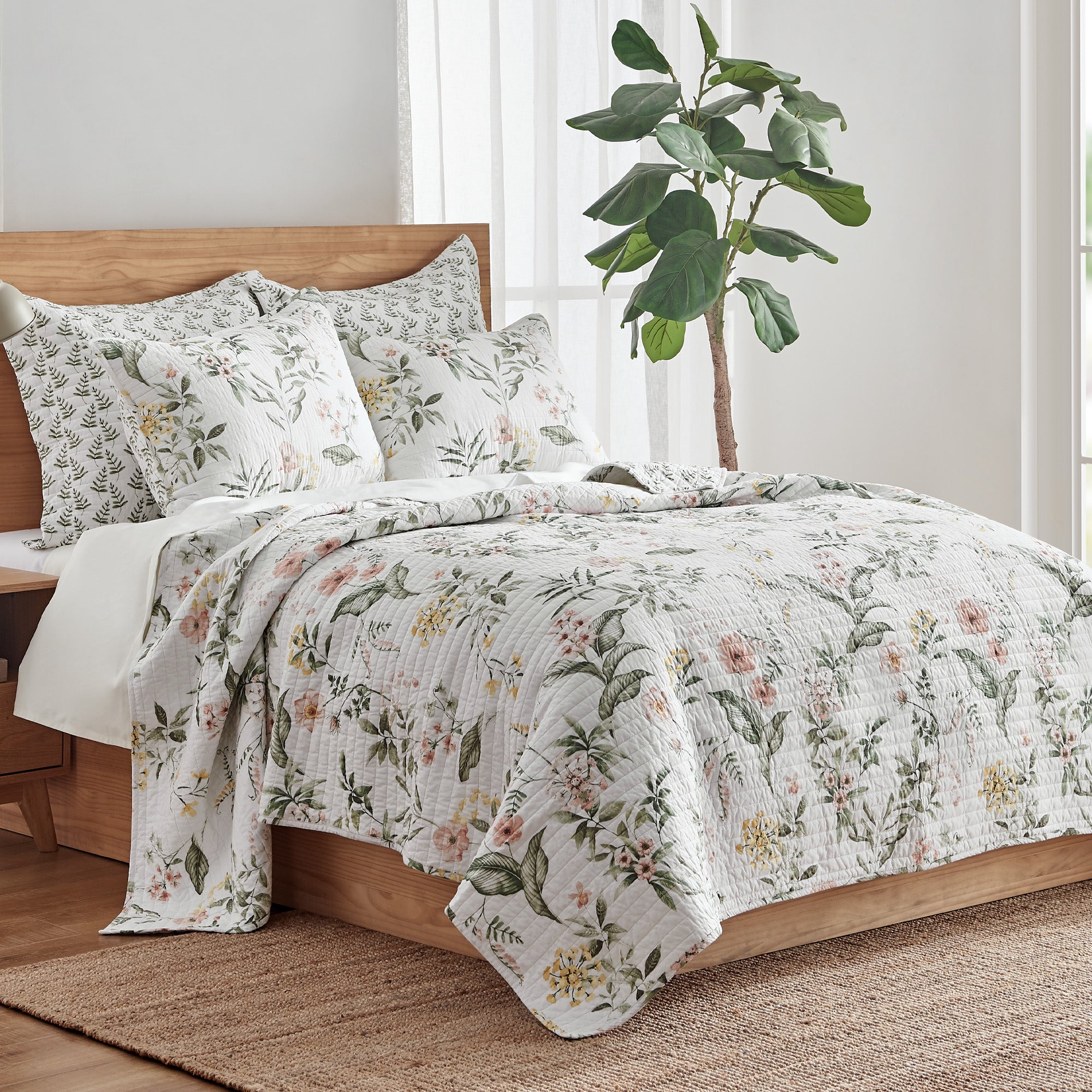 Levtex Home Viviana Quilt Set Quilts