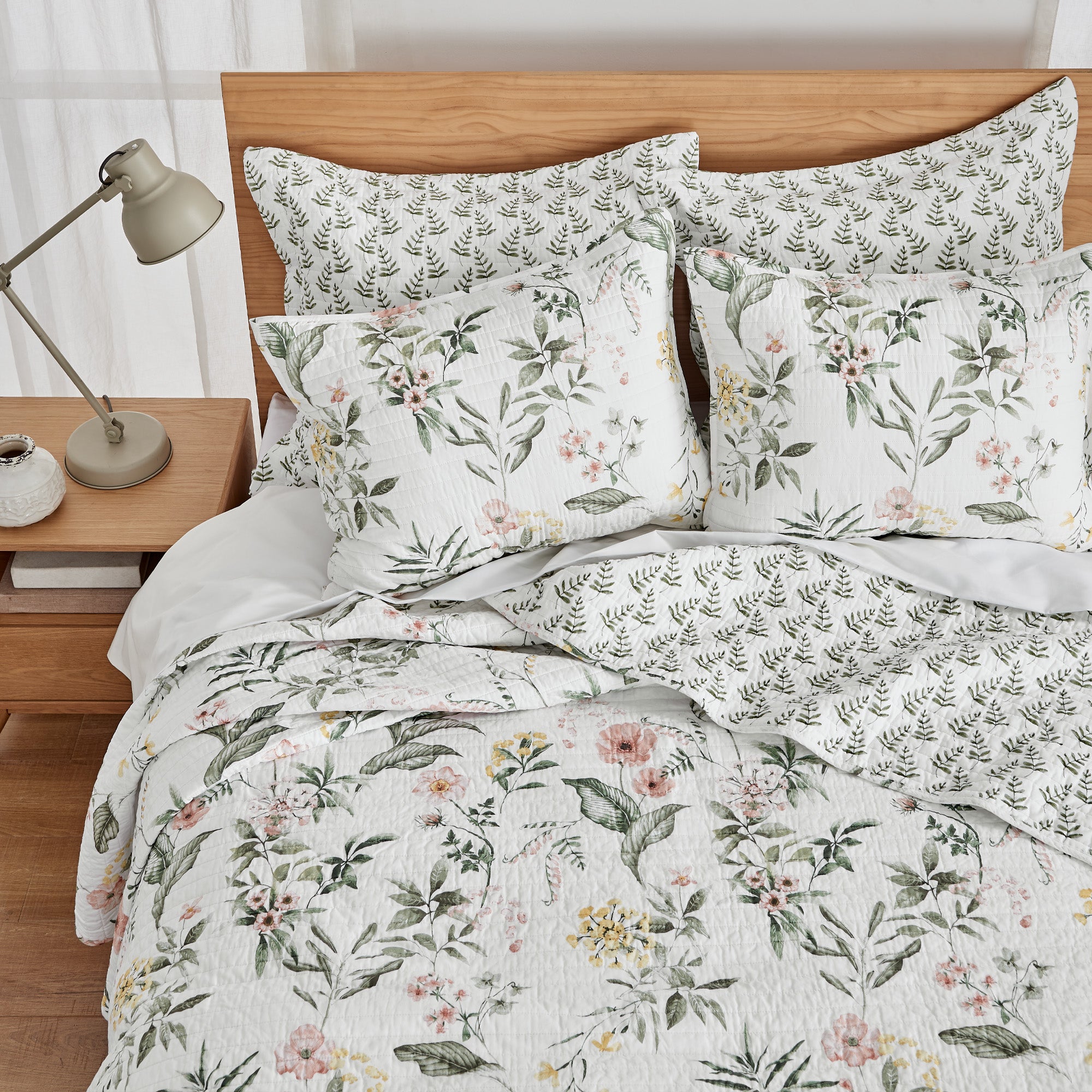 Levtex Home Viviana Quilt Set Quilts