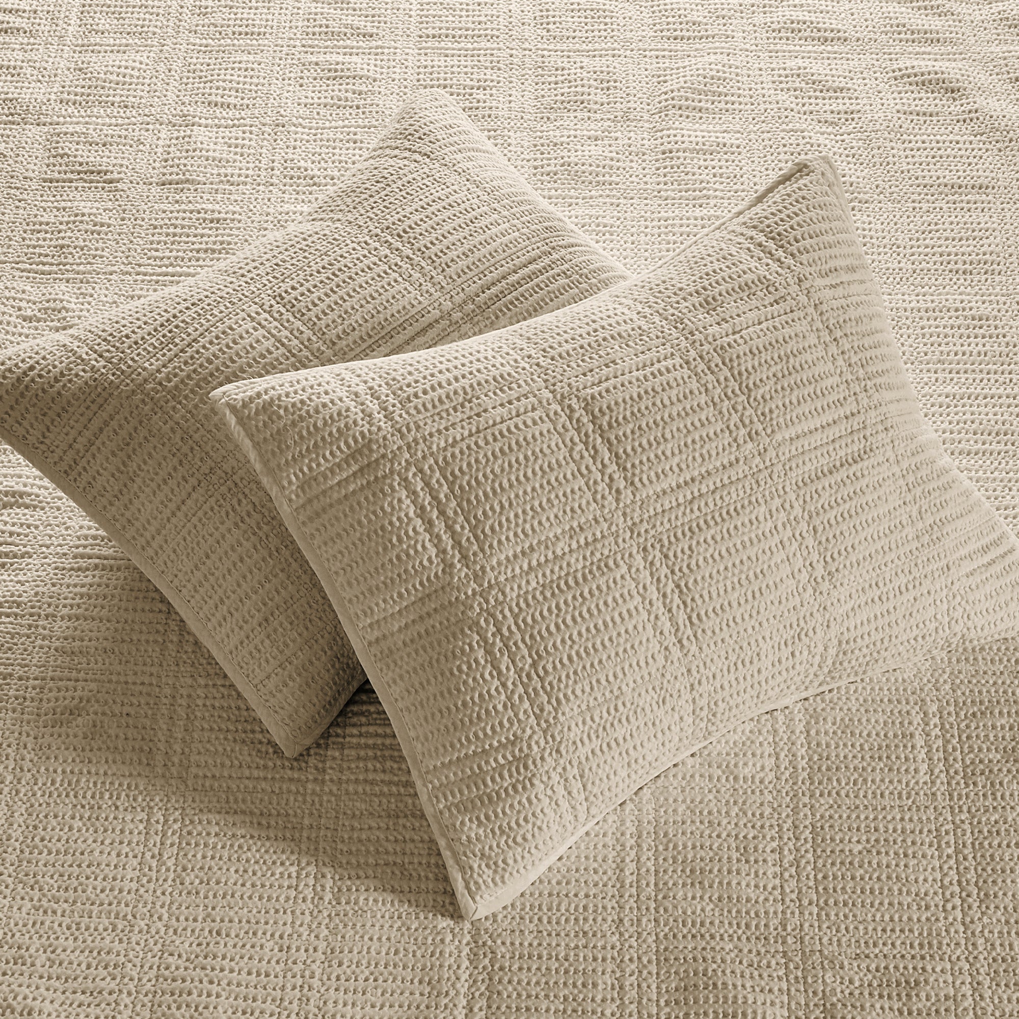 Levtex Home Cloud Waffle Quilt Set Quilts