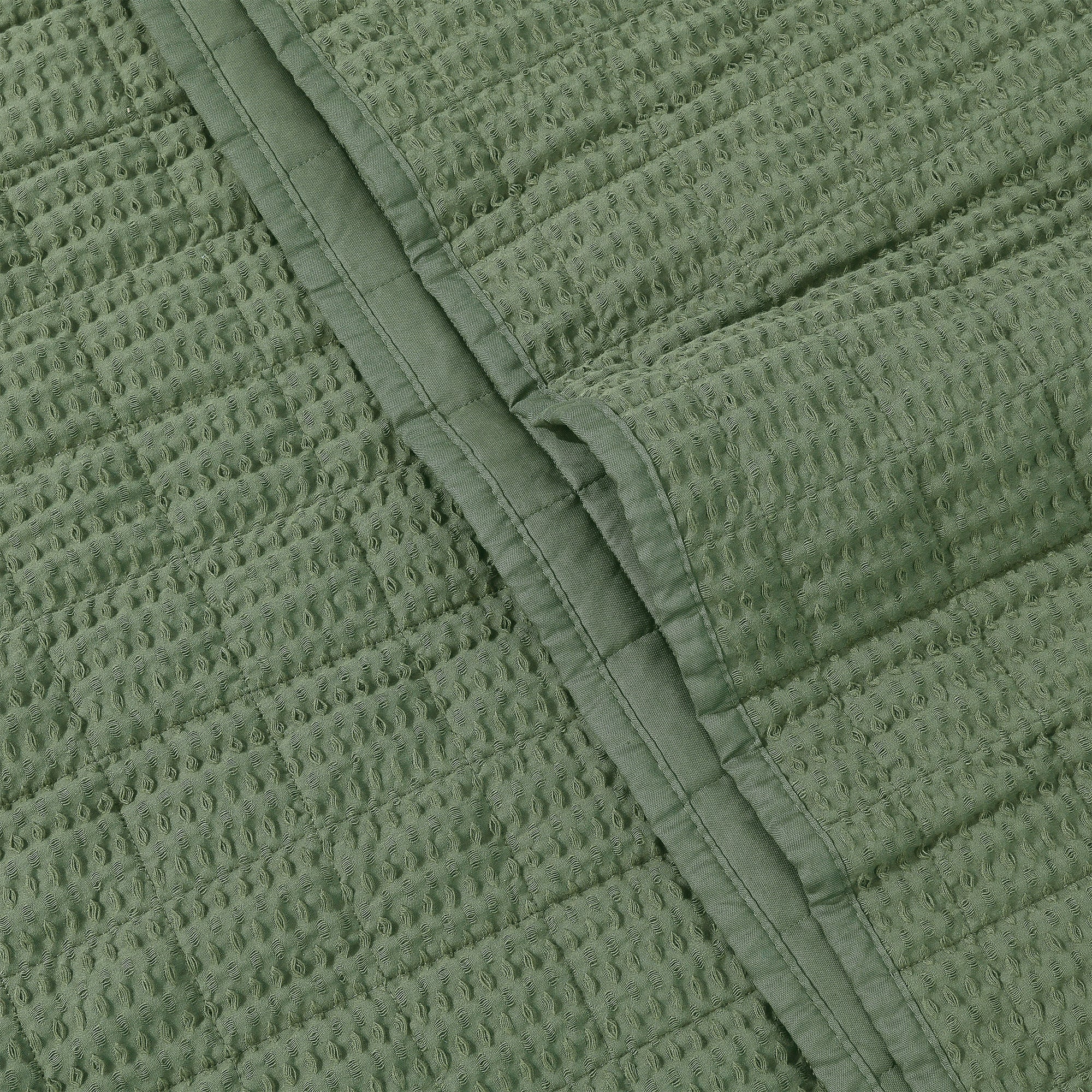 Cloud Waffle Quilted Throw