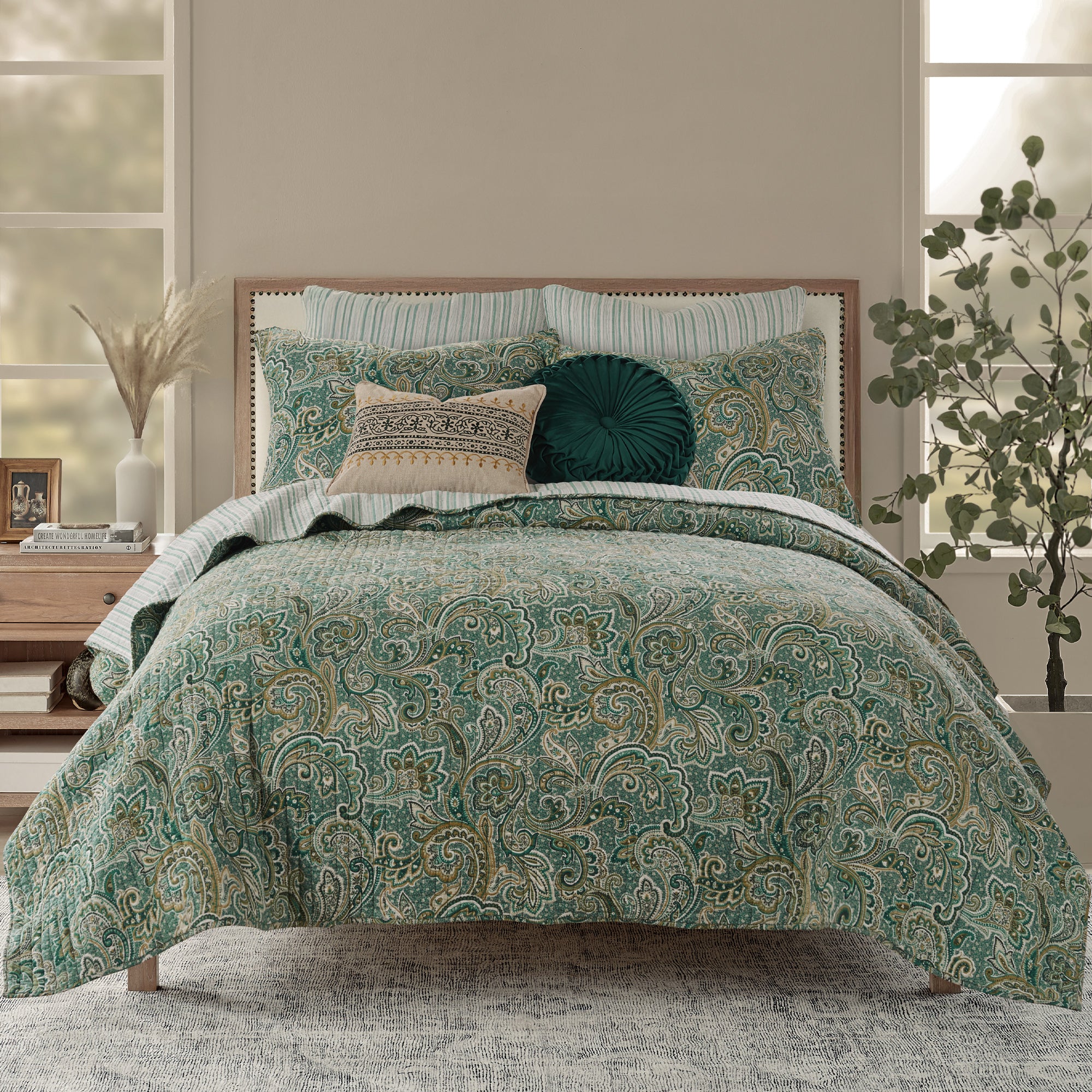 Kimpton Quilt Set
