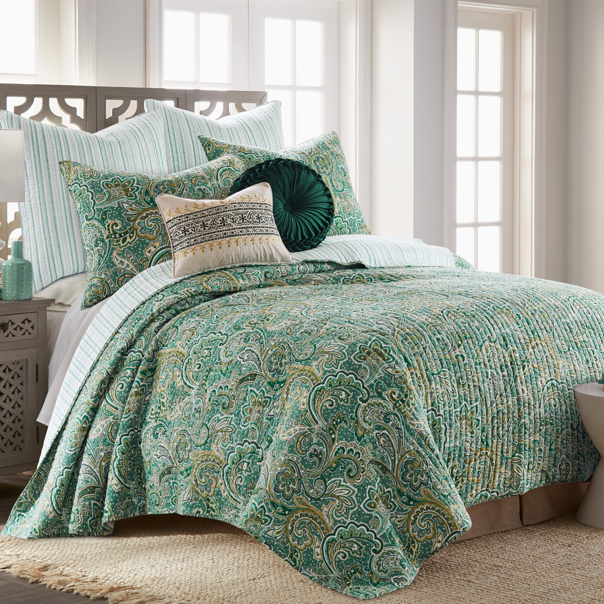 Kimpton Quilt Set