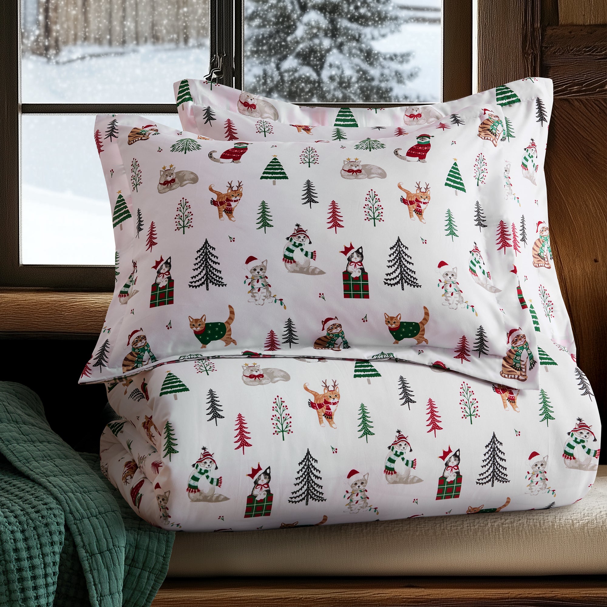 Meowy Christmas Comforter Set