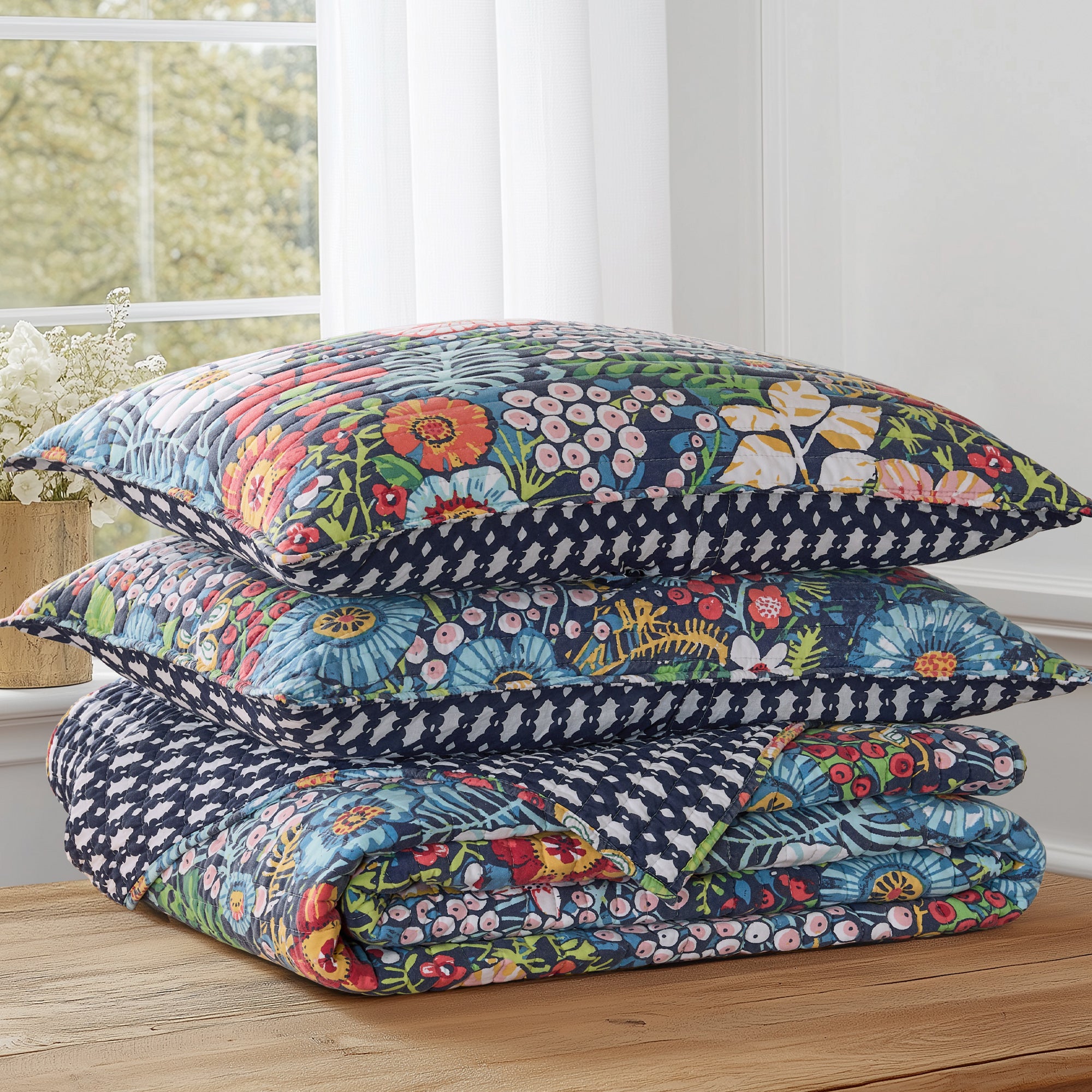 Levtex Home Night Garden Quilt Set Quilts