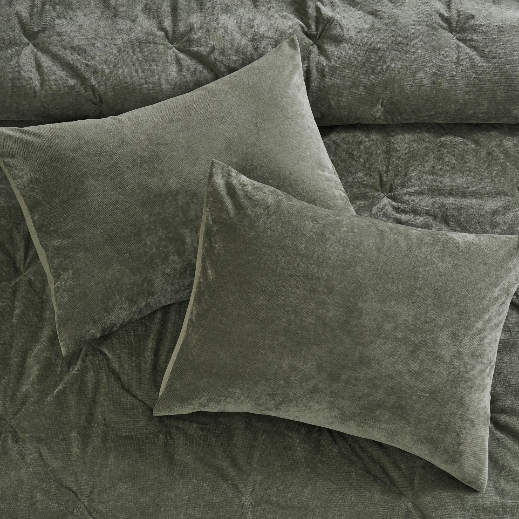 Velvet Stitch Comforter Set