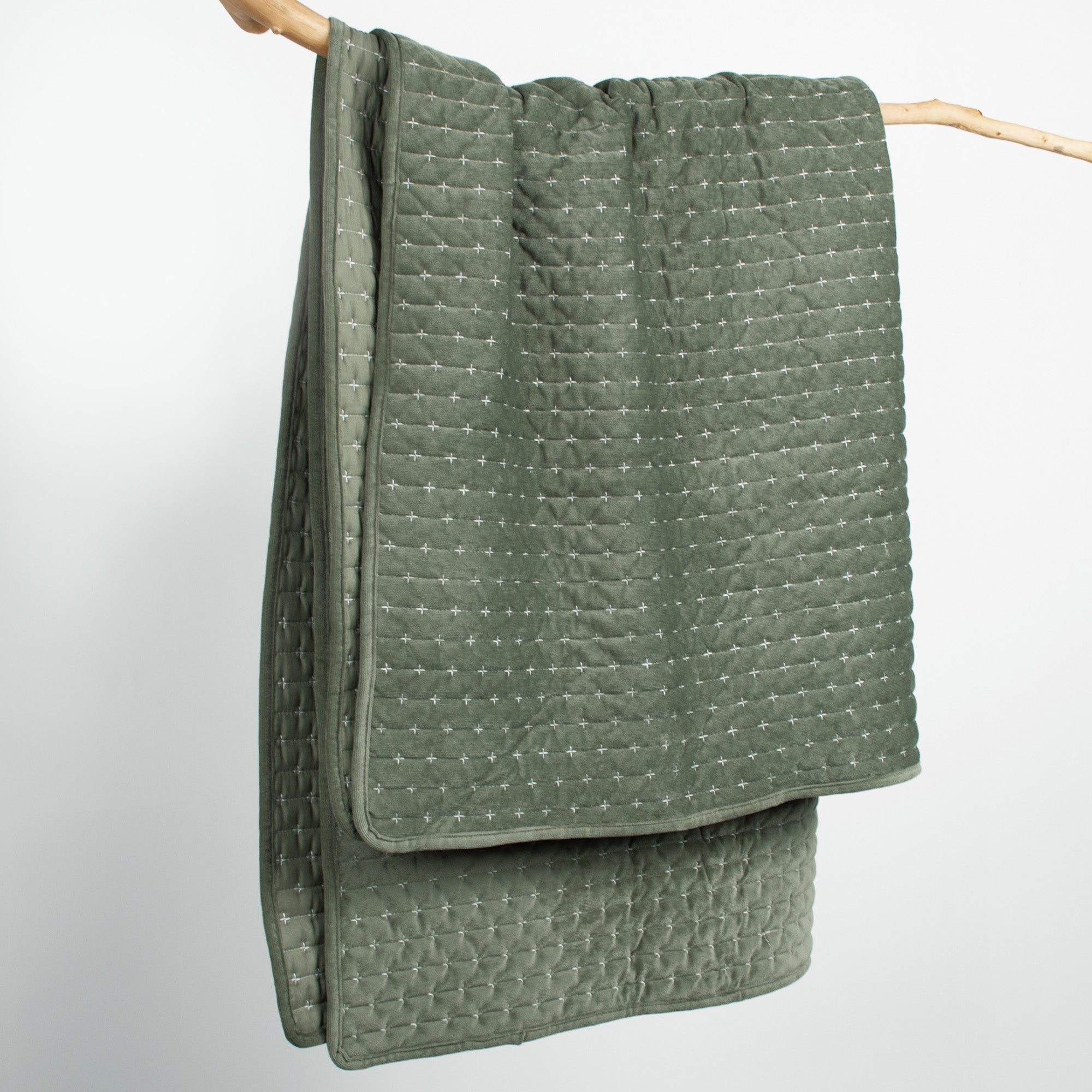 Levtex Home Velvet Stitch Quilted Throw Throws