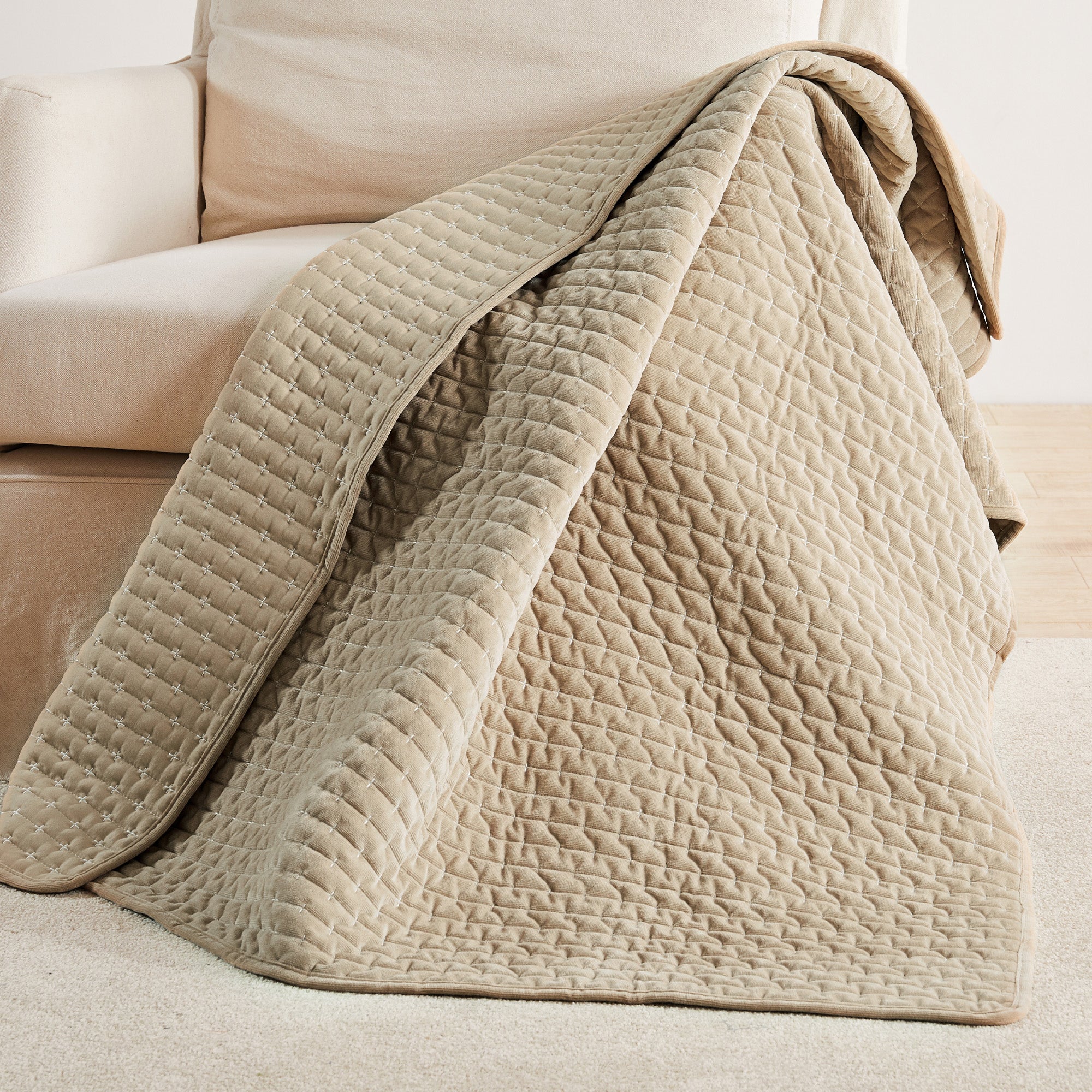 Levtex Home Velvet Stitch Quilted Throw Throws