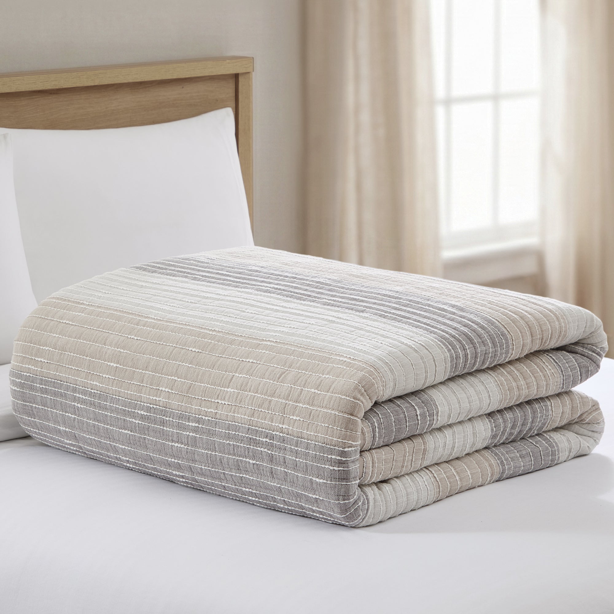Sand Stripes Blue Quilt
