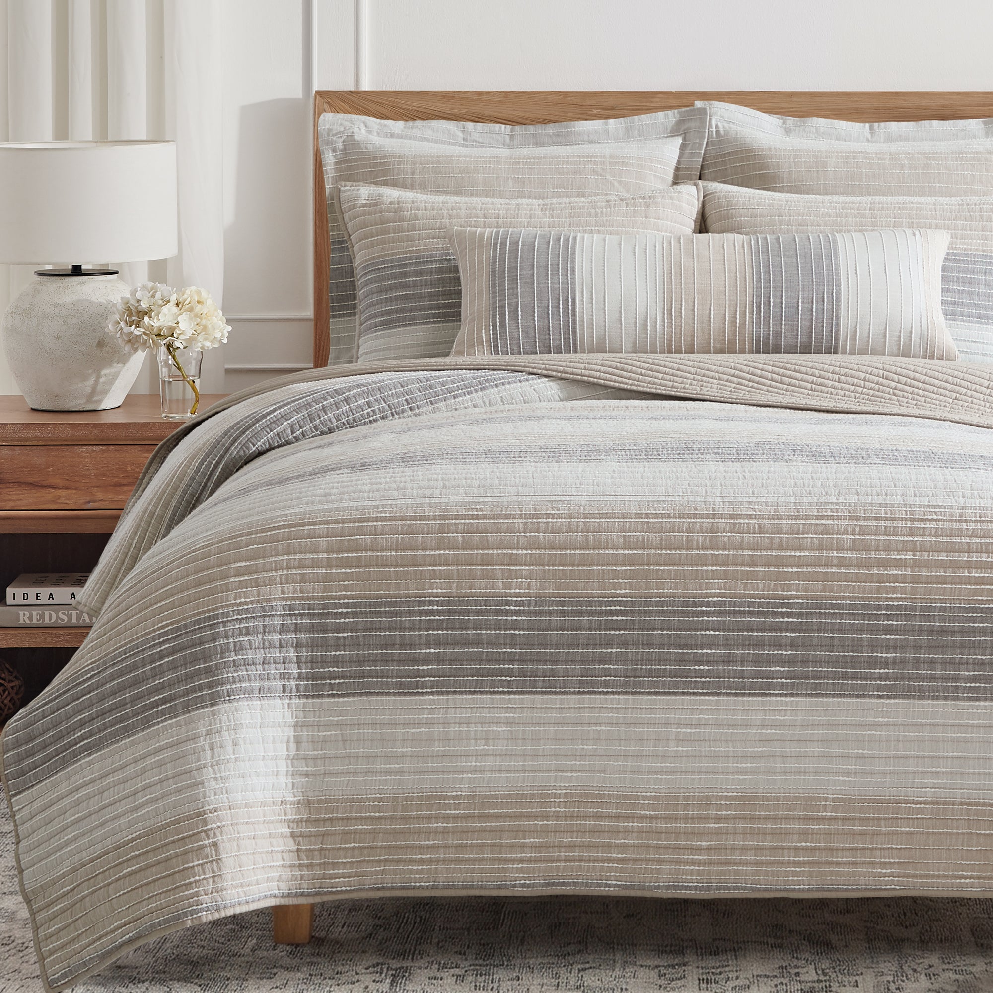 Sand Stripes Blue Quilt