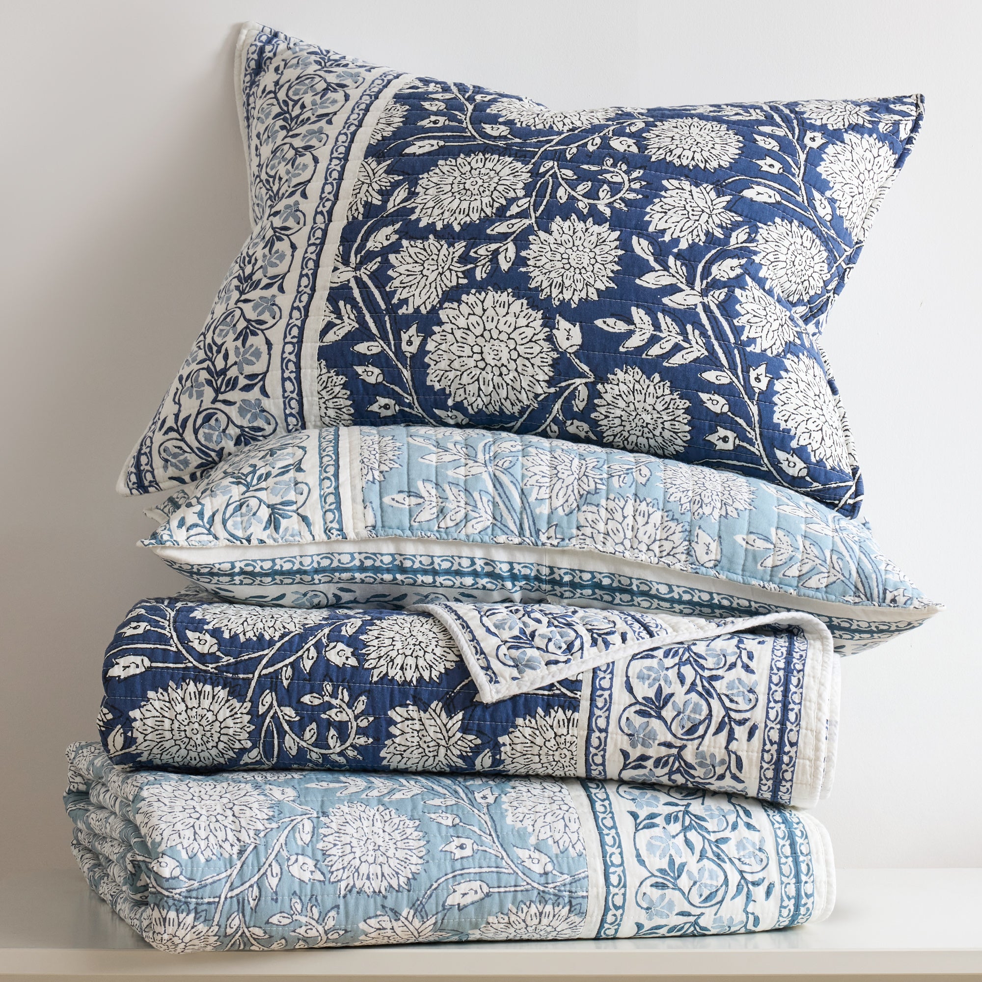 Adare Quilt Set