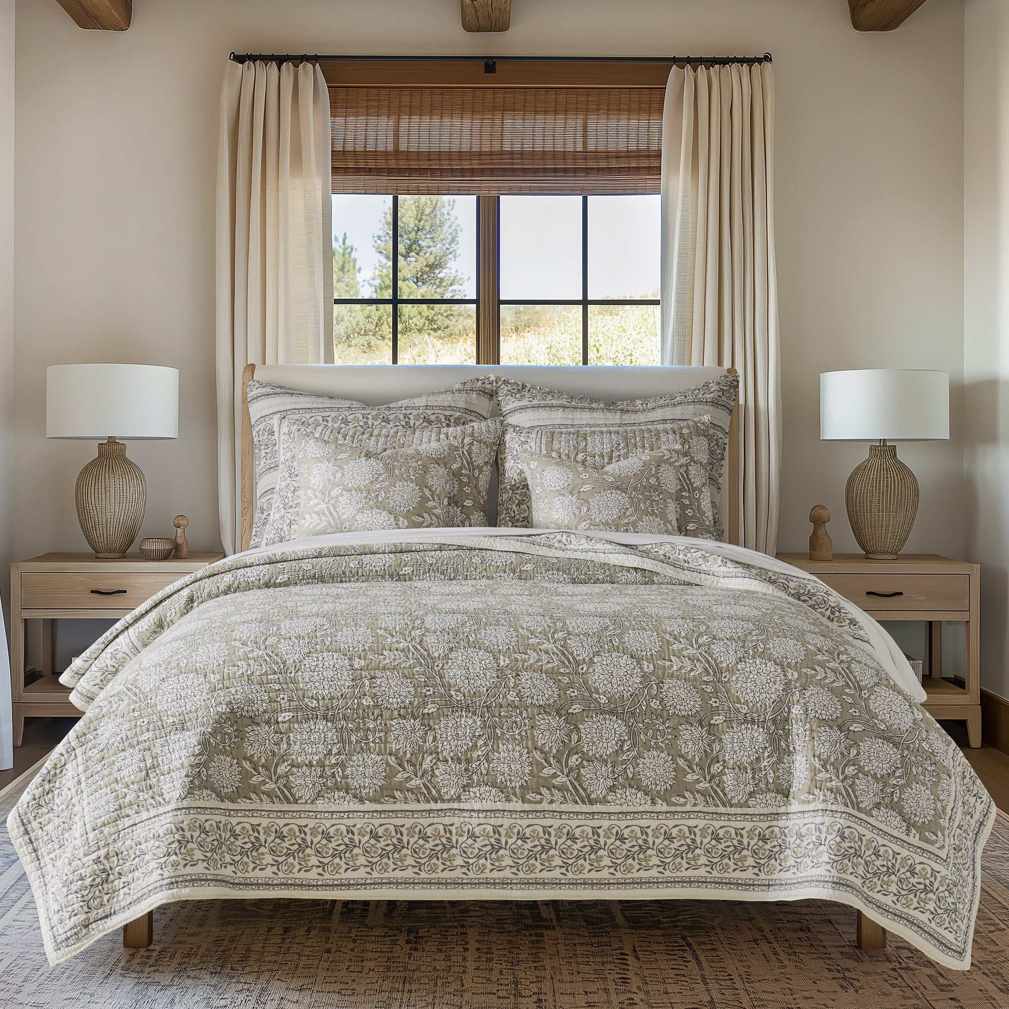 Adare Quilt Set