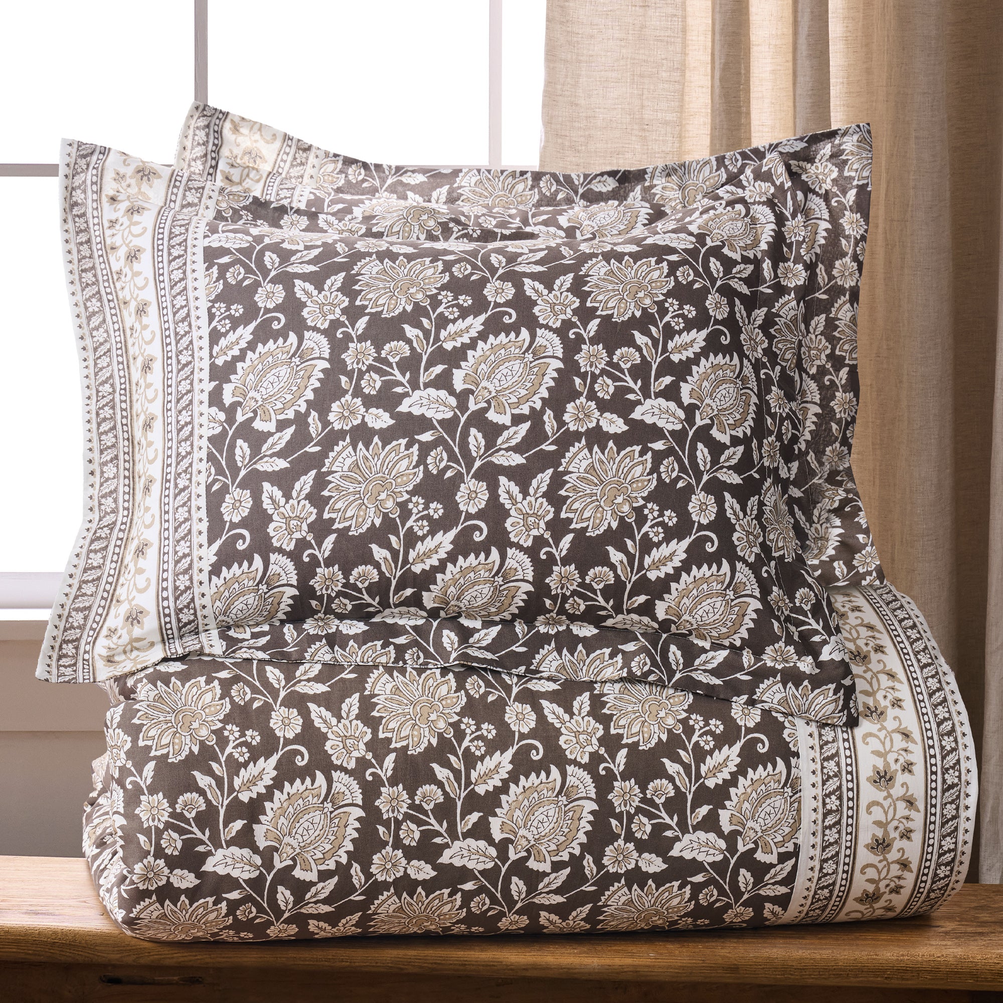 Adare Comforter Set
