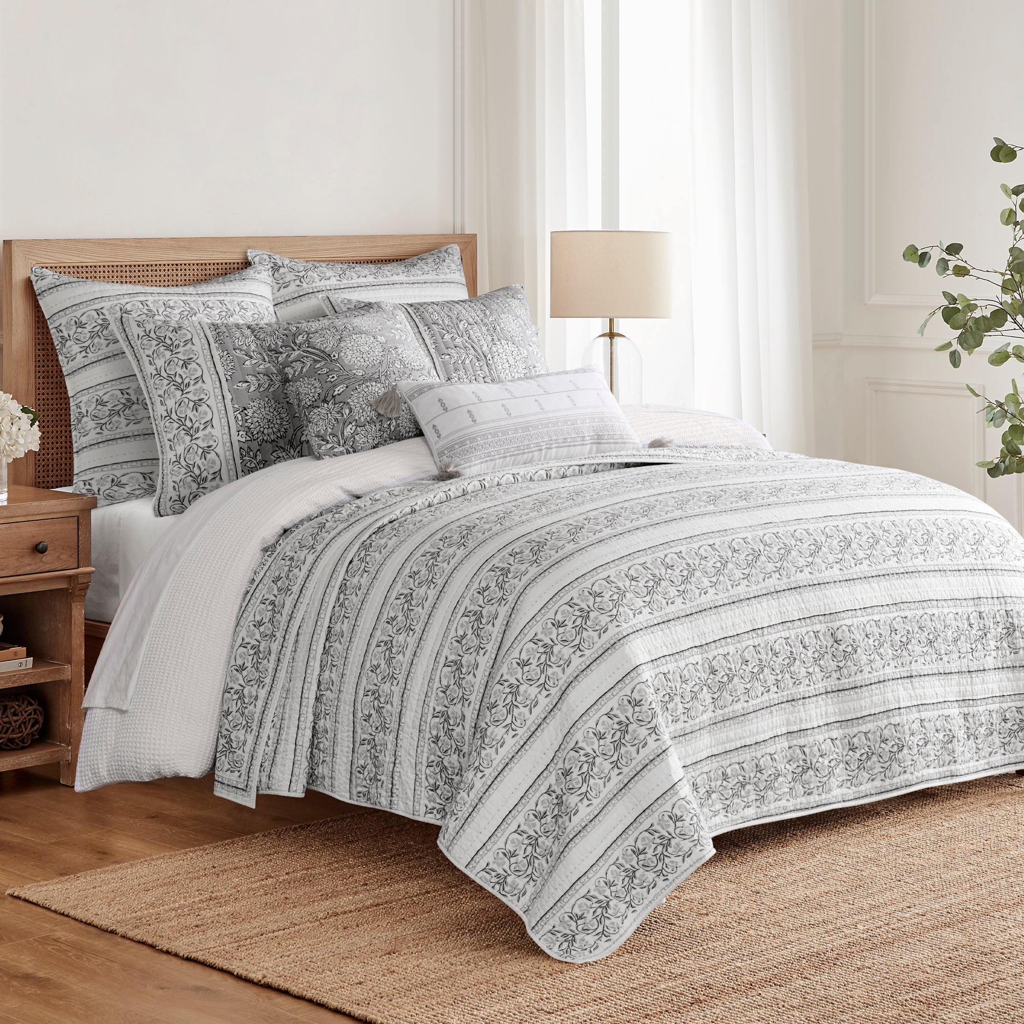 Adare Quilt Set