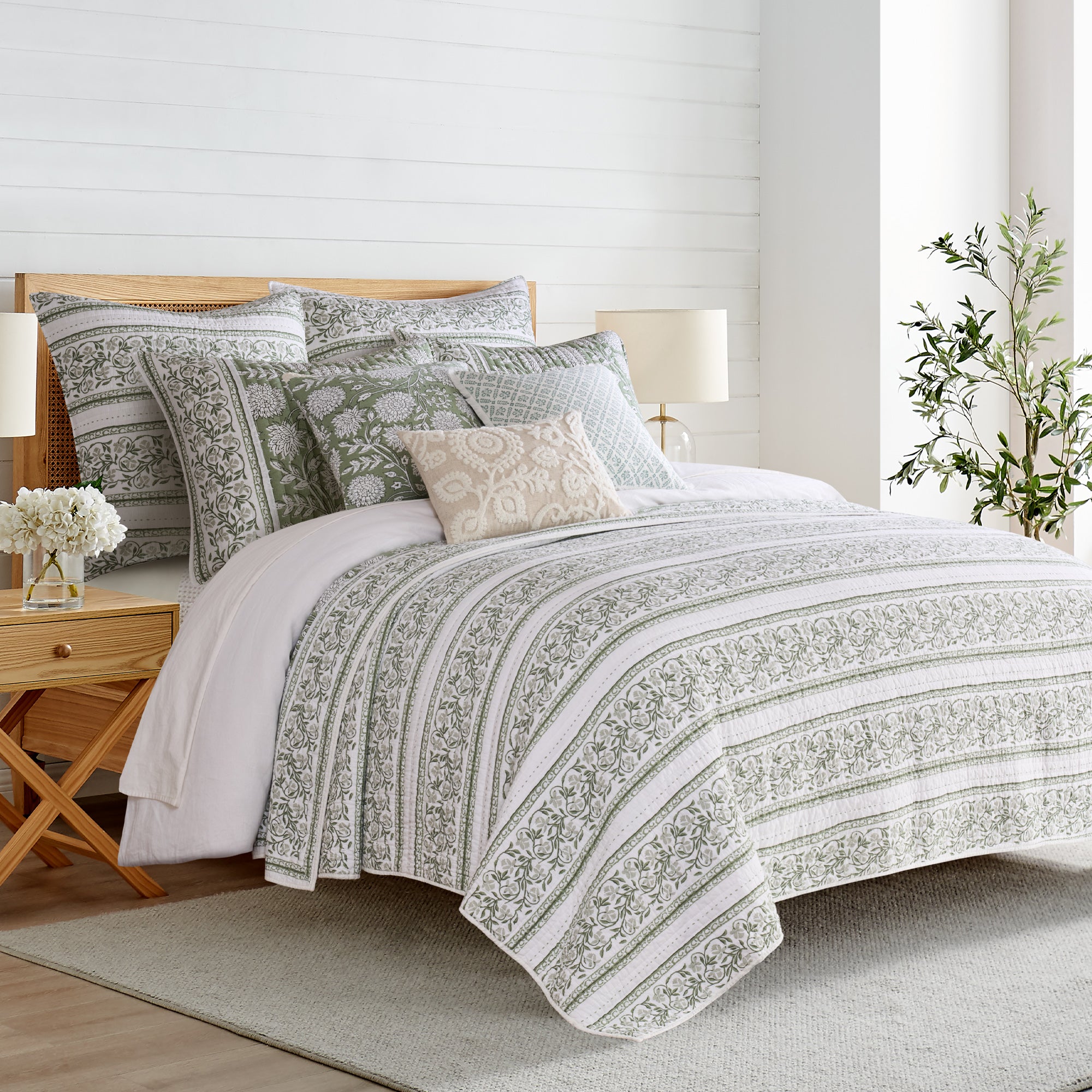 Adare Quilt Set