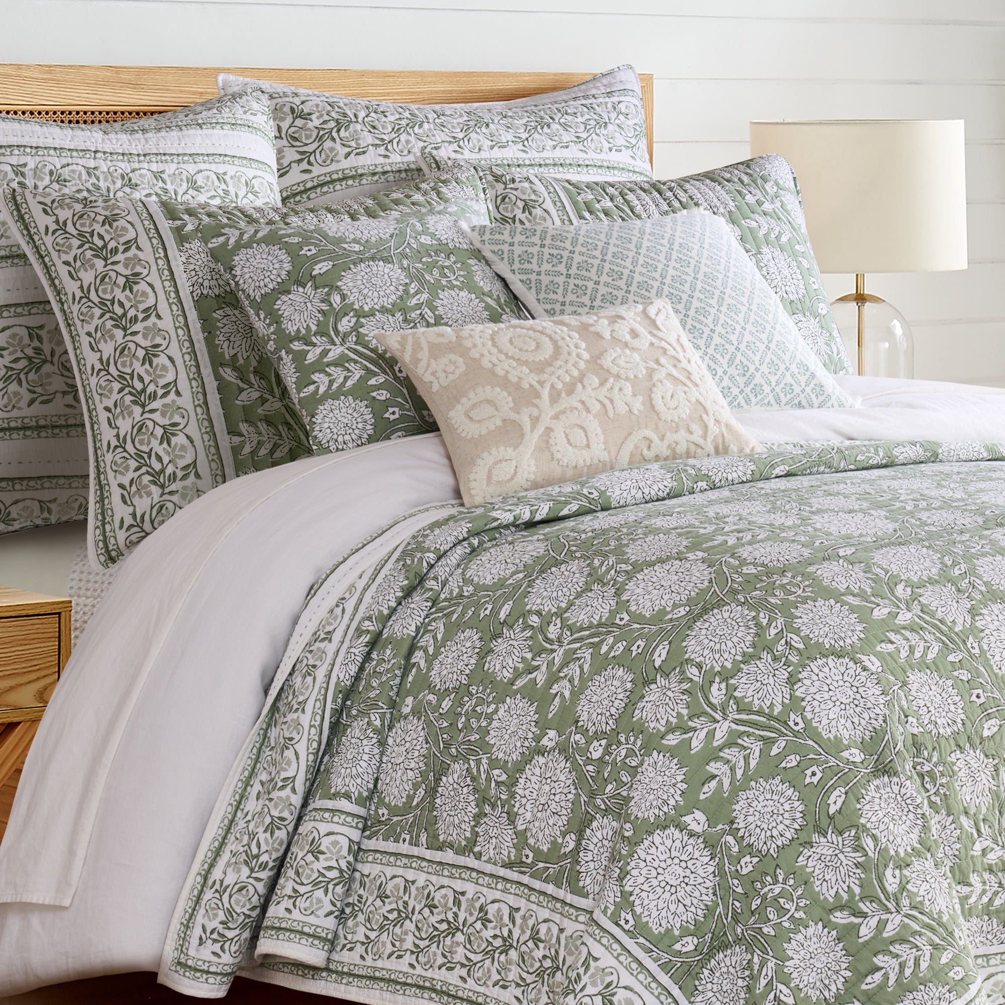 Adare Quilt Set