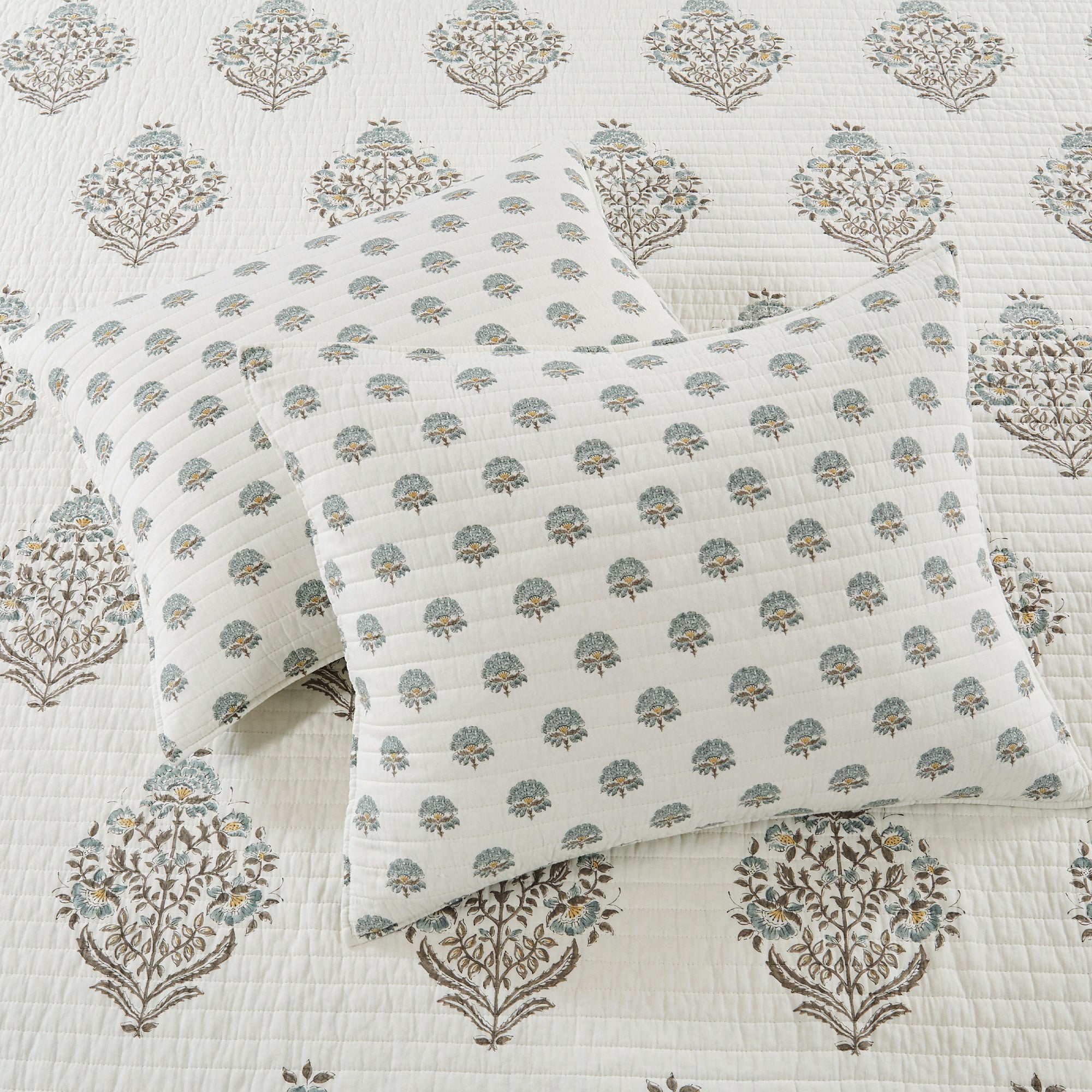 Levtex Home Kamira Quilt Set Quilts