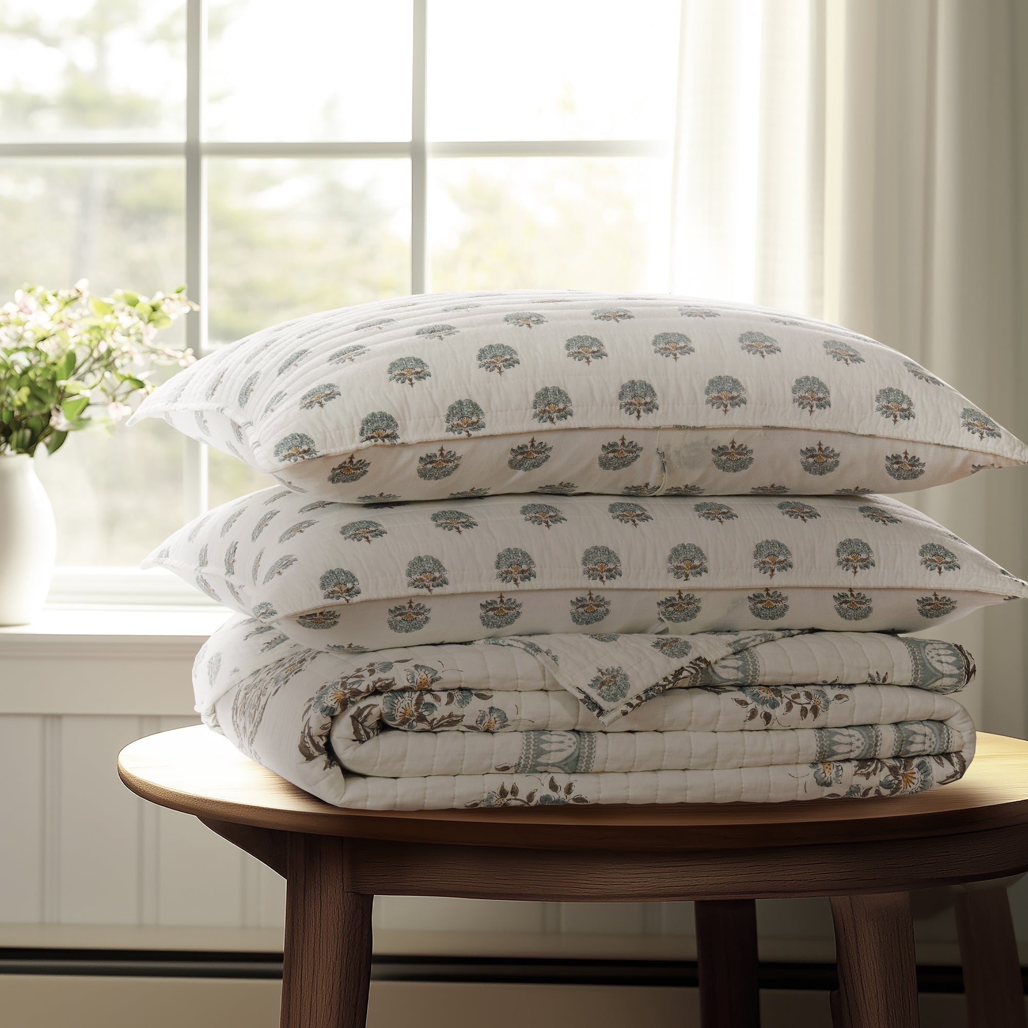 Levtex Home Kamira Quilt Set Quilts