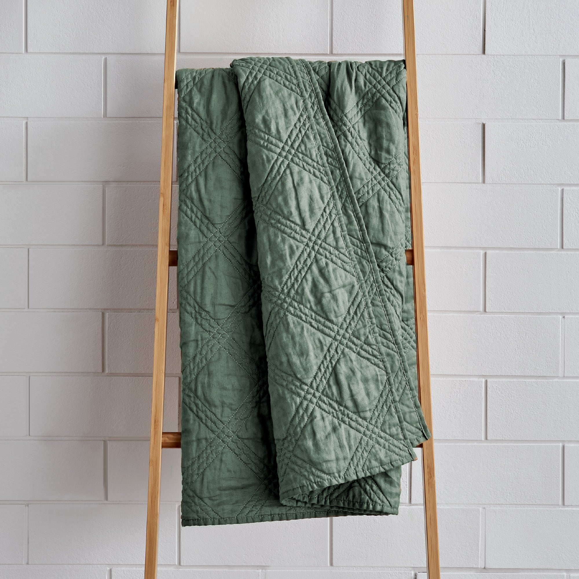 Washed Linen Quilted Throw