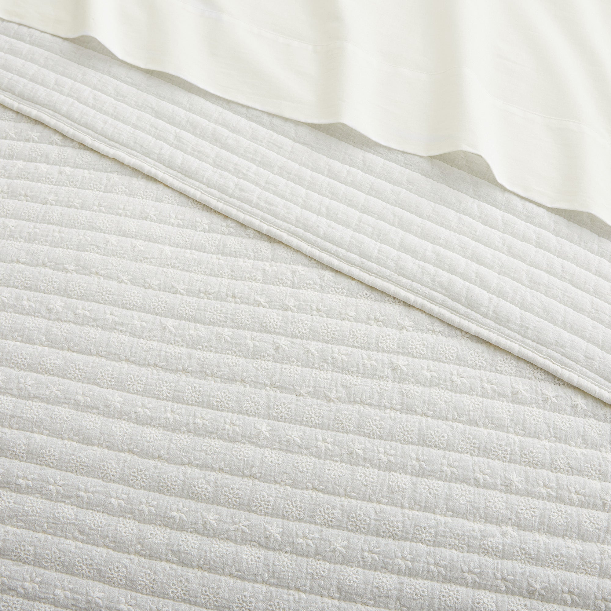 Levtex Home Eyelet Cream Quilt Set Quilts