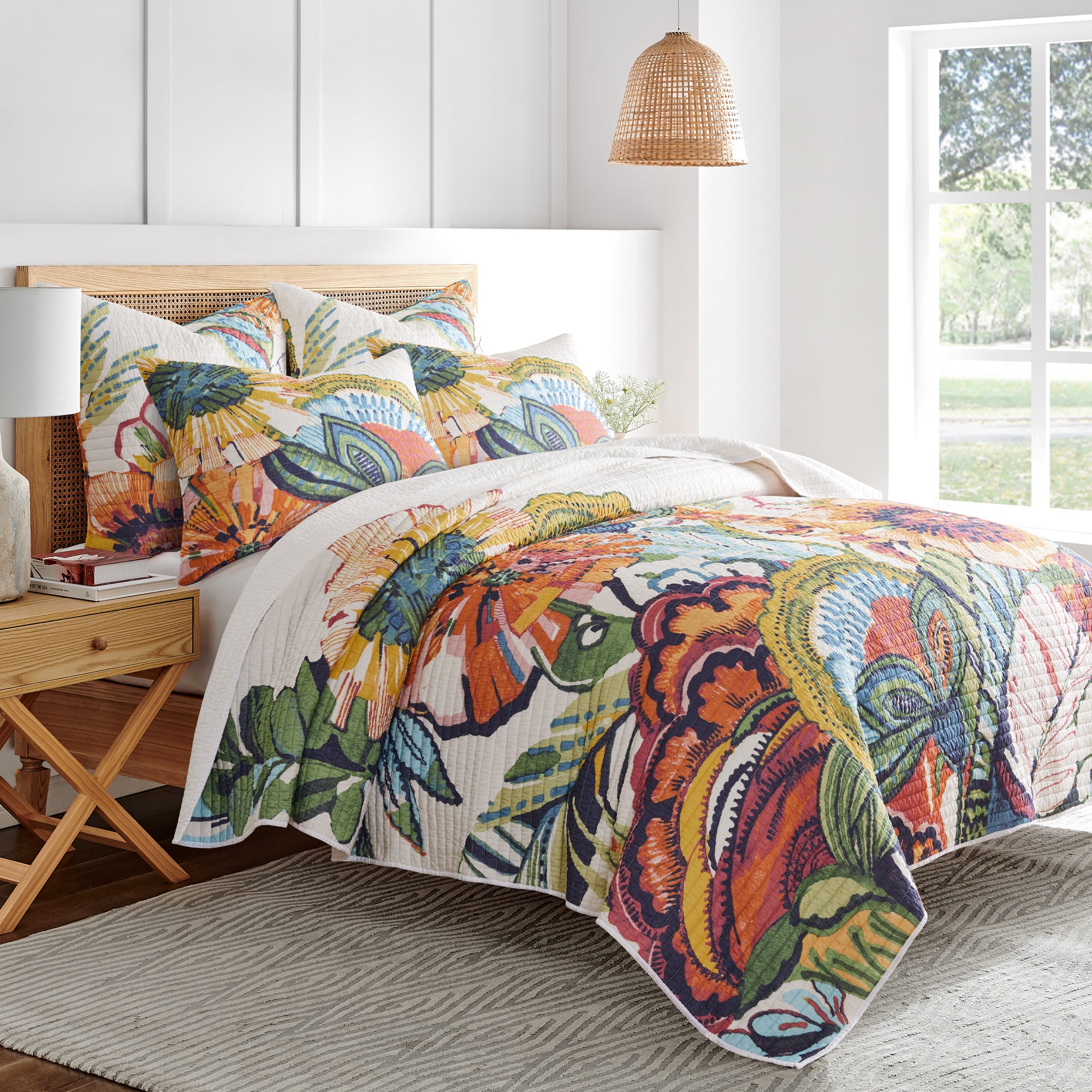 Levtex Home Grandiflora Quilt Set Quilts