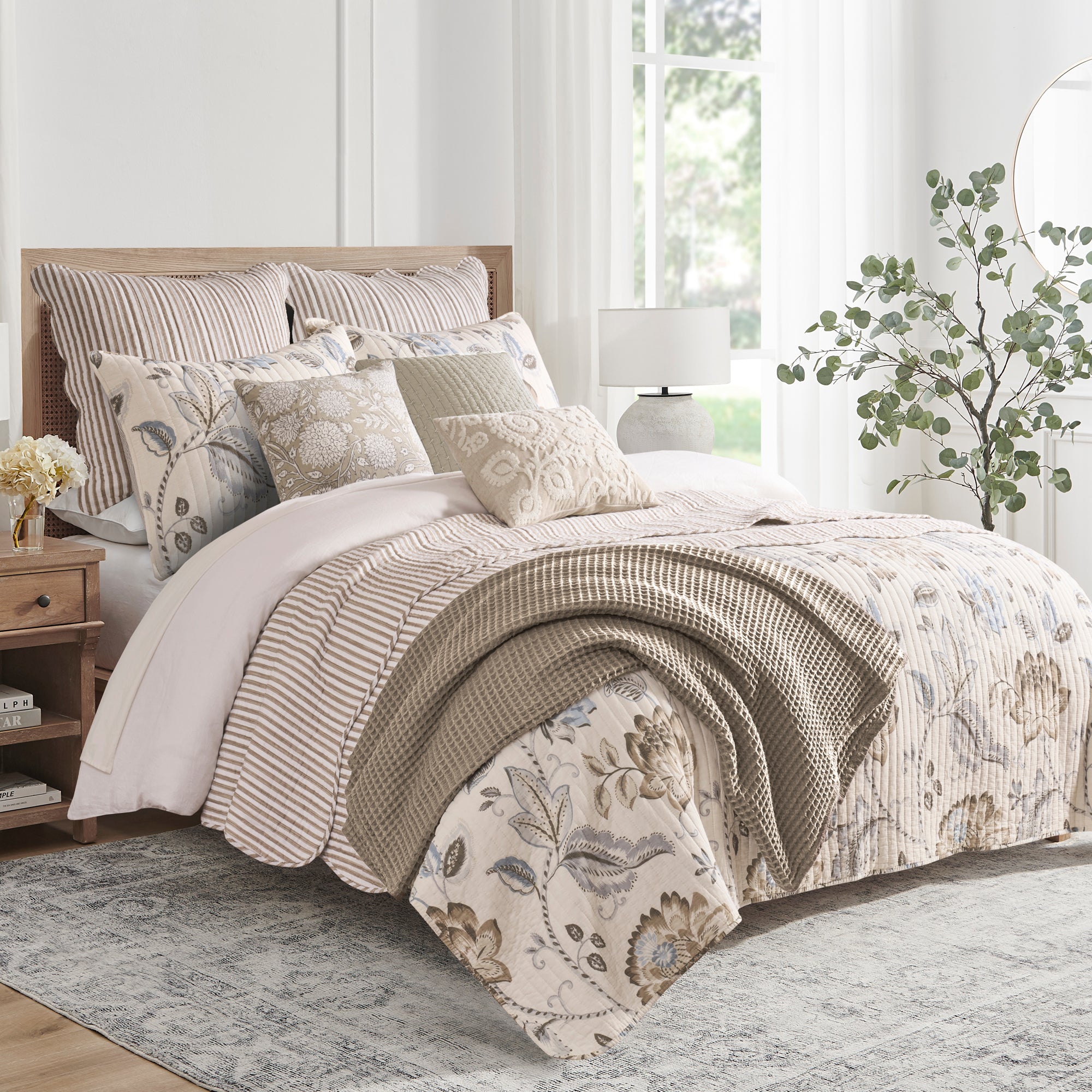 Martha Stripe Quilt Set