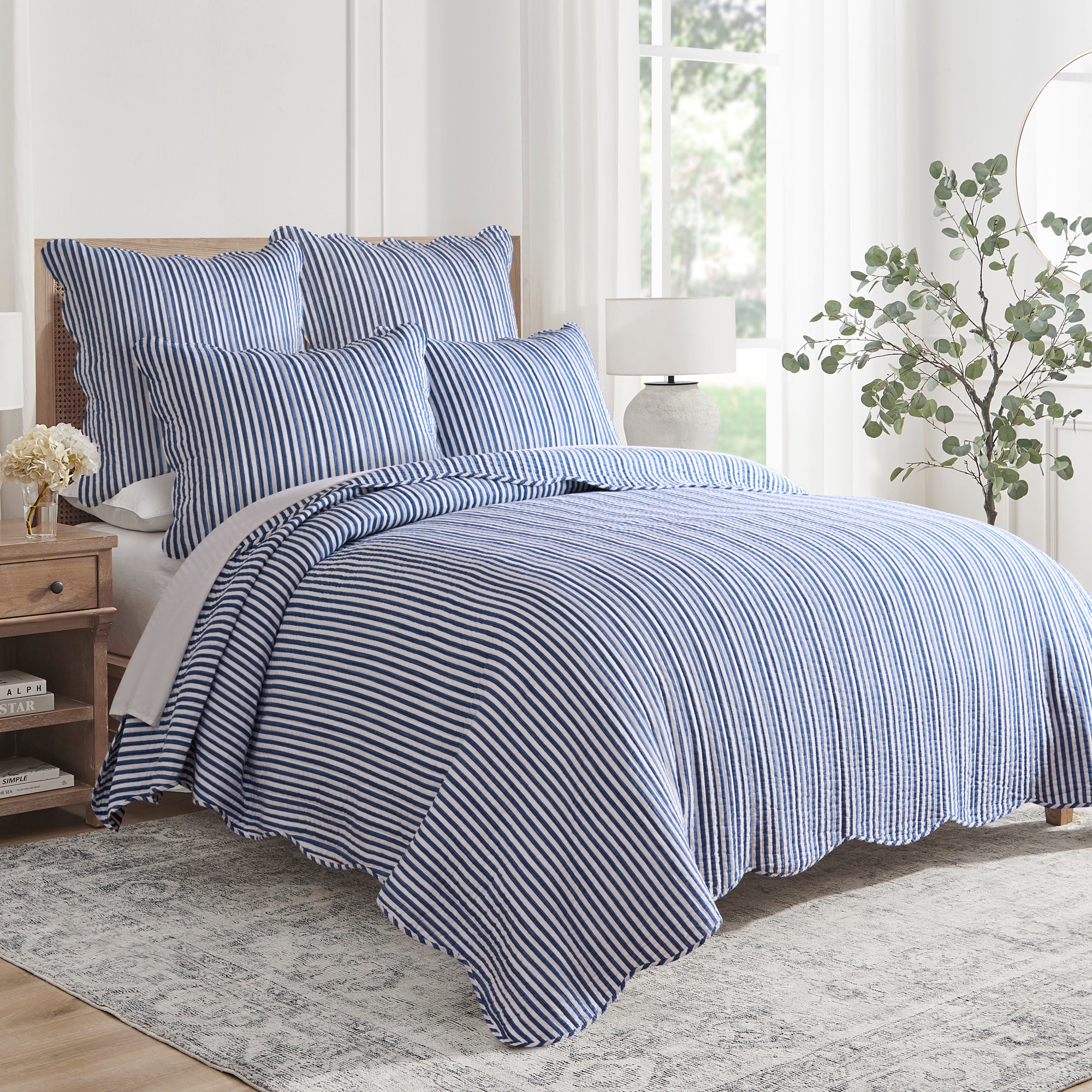 Martha Stripe Quilt Set