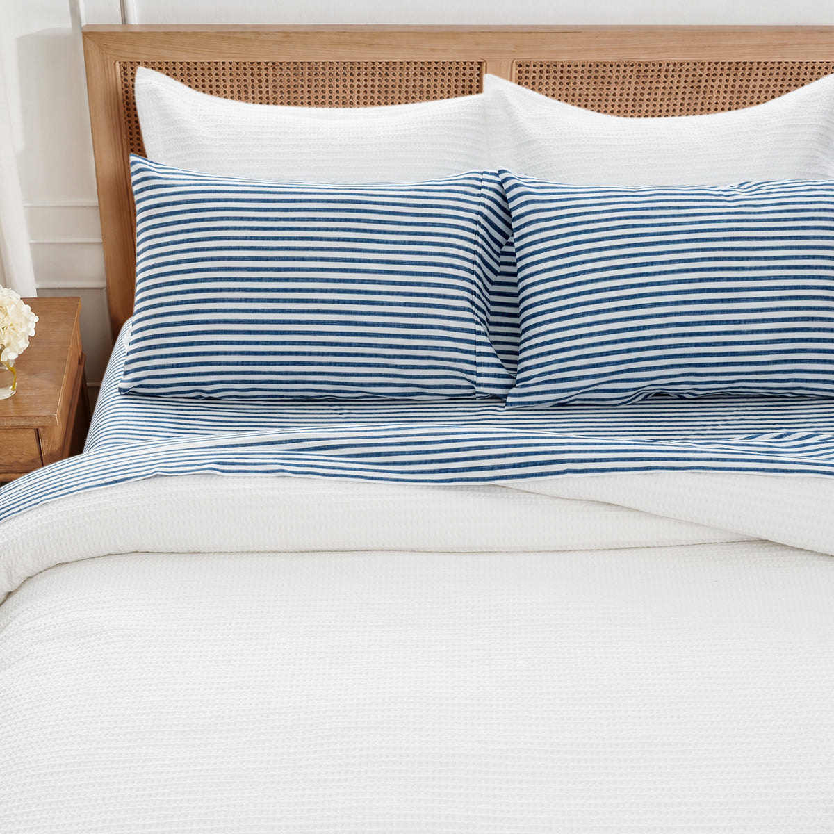 Martha Stripe Cotton Sateen Pillowcase Set