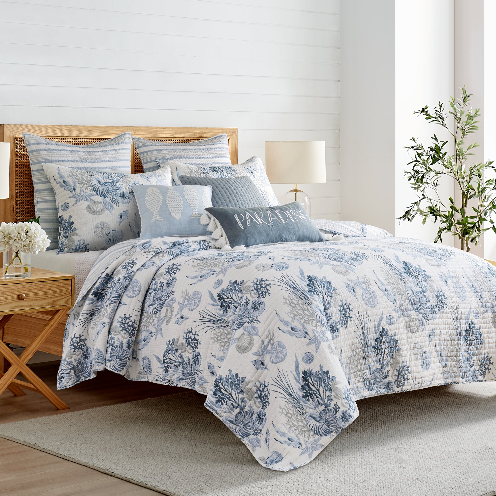 Levtex Home Coral Landing Quilt Set Quilts