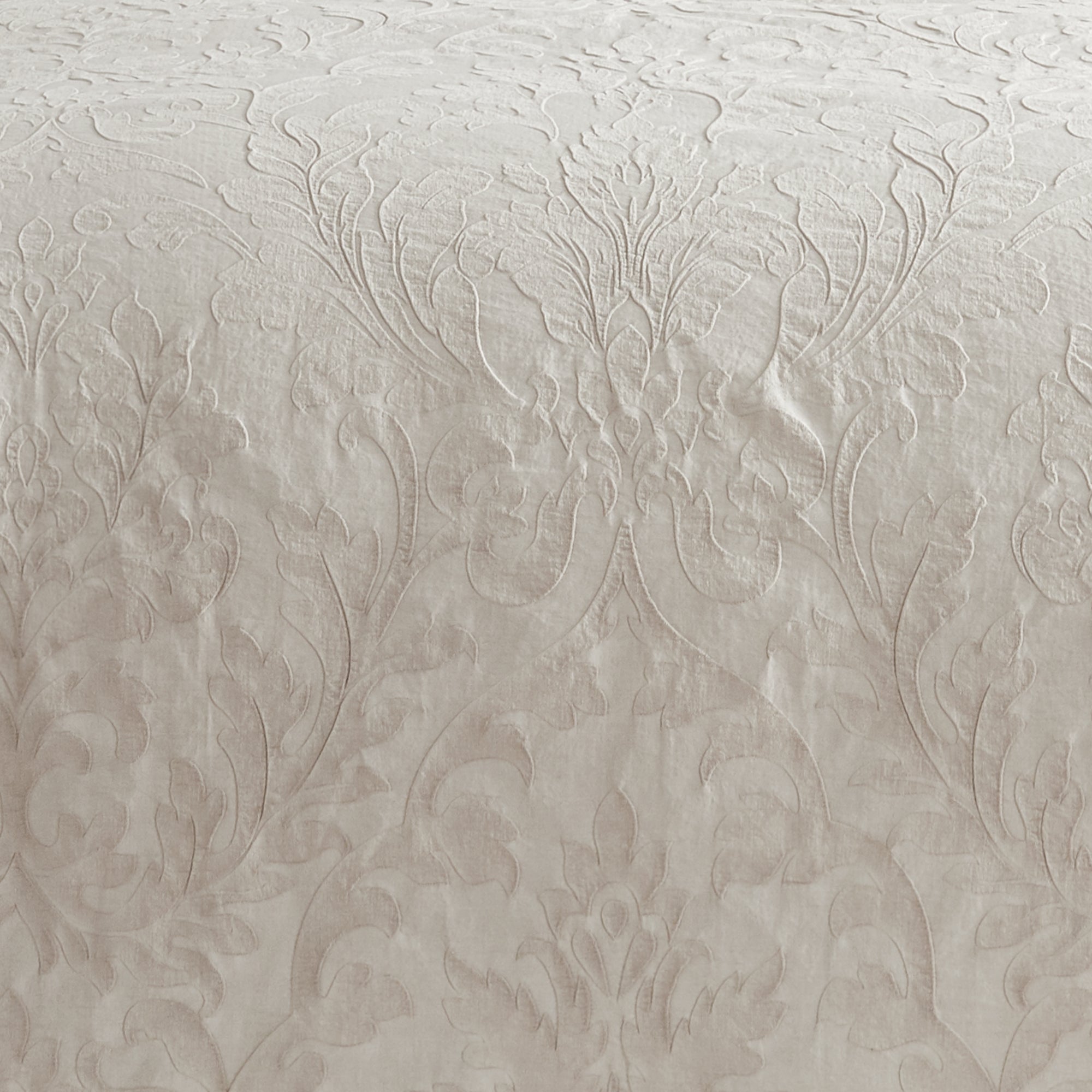 Levtex Home Alessio Comforter Set Comforters
