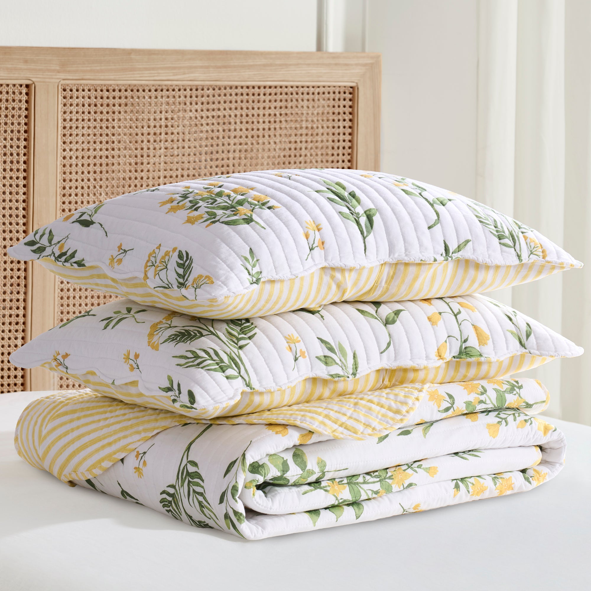 Daffodil Quilt Set