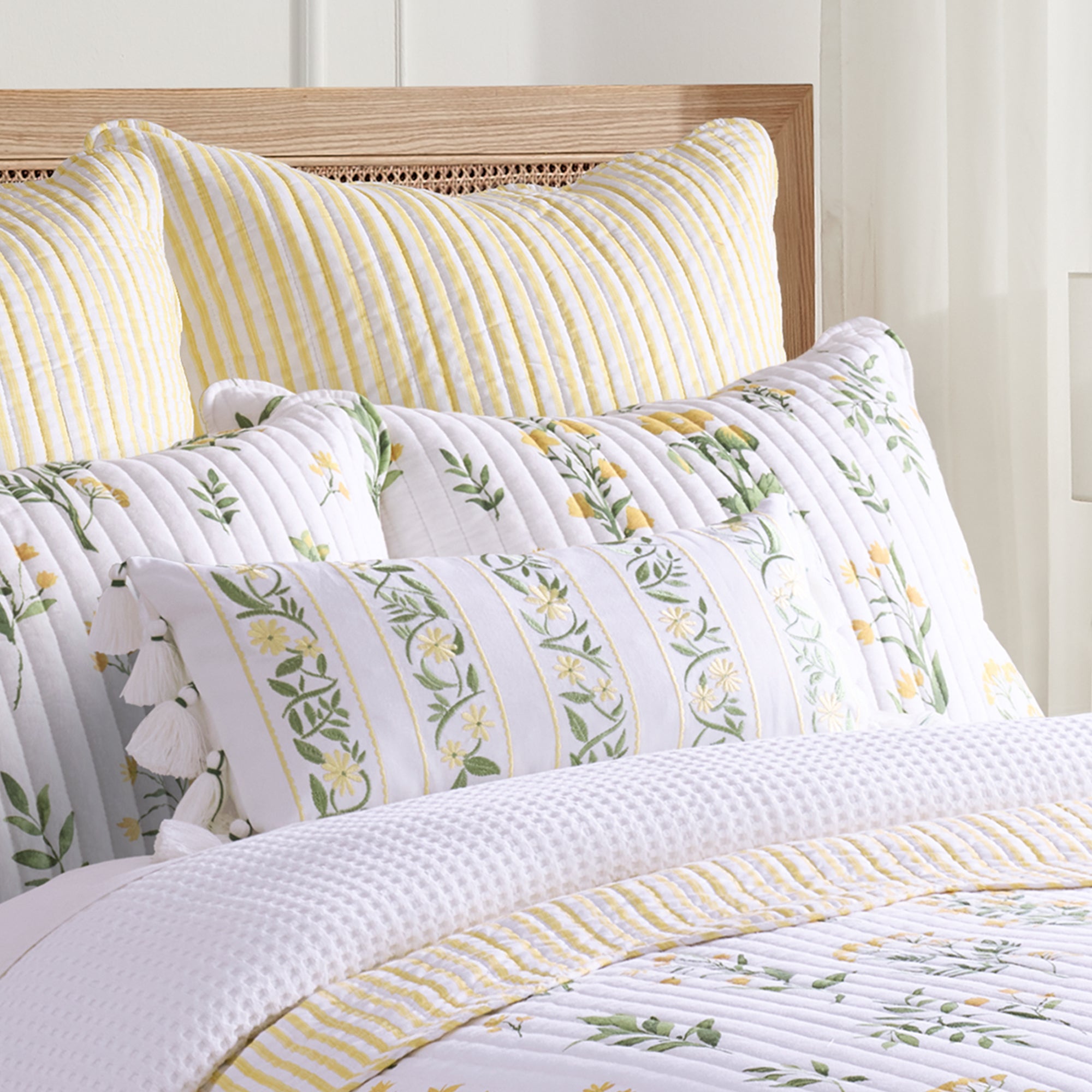 Daffodil Embroidered Floral Tassels Pillow