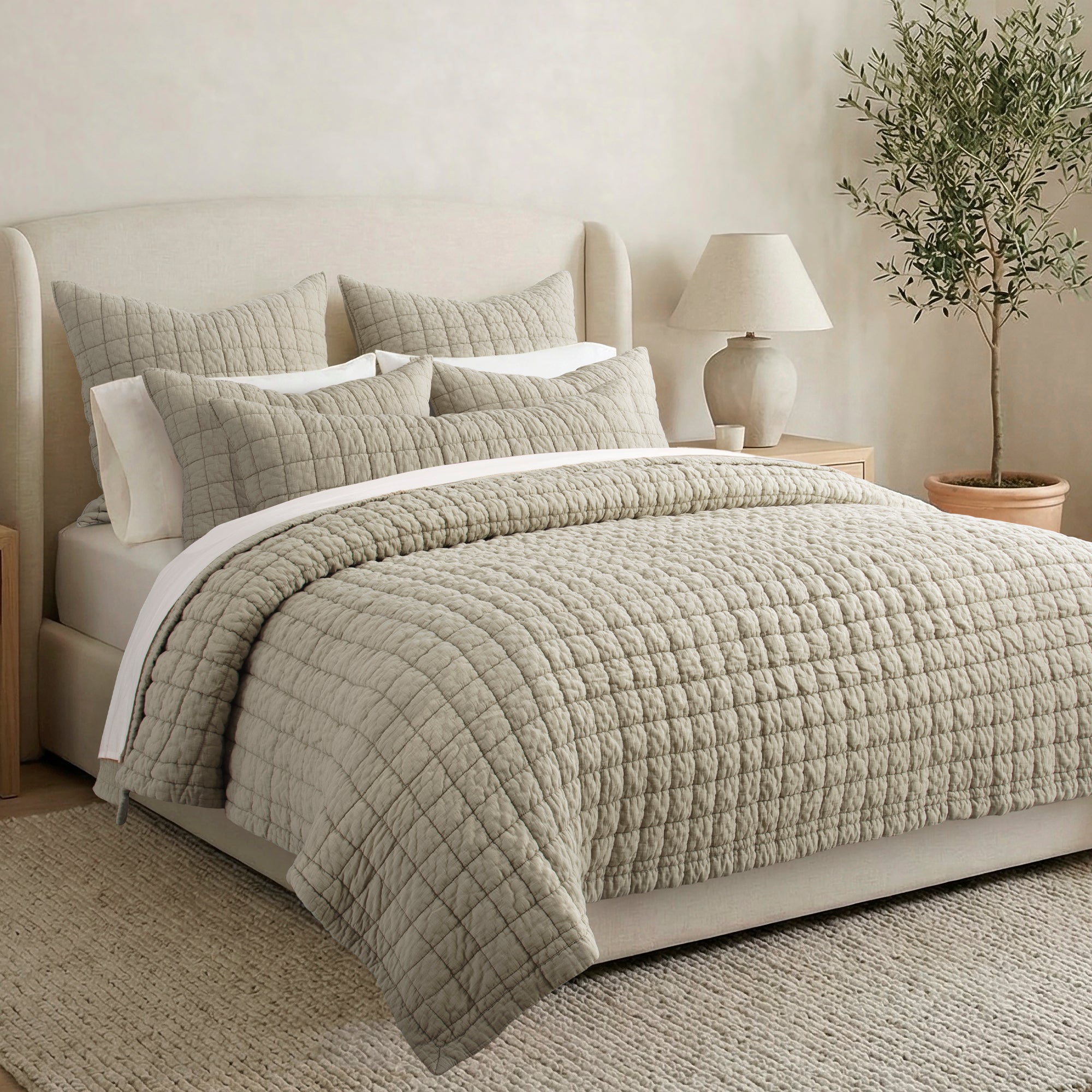Whisper Quilt Set