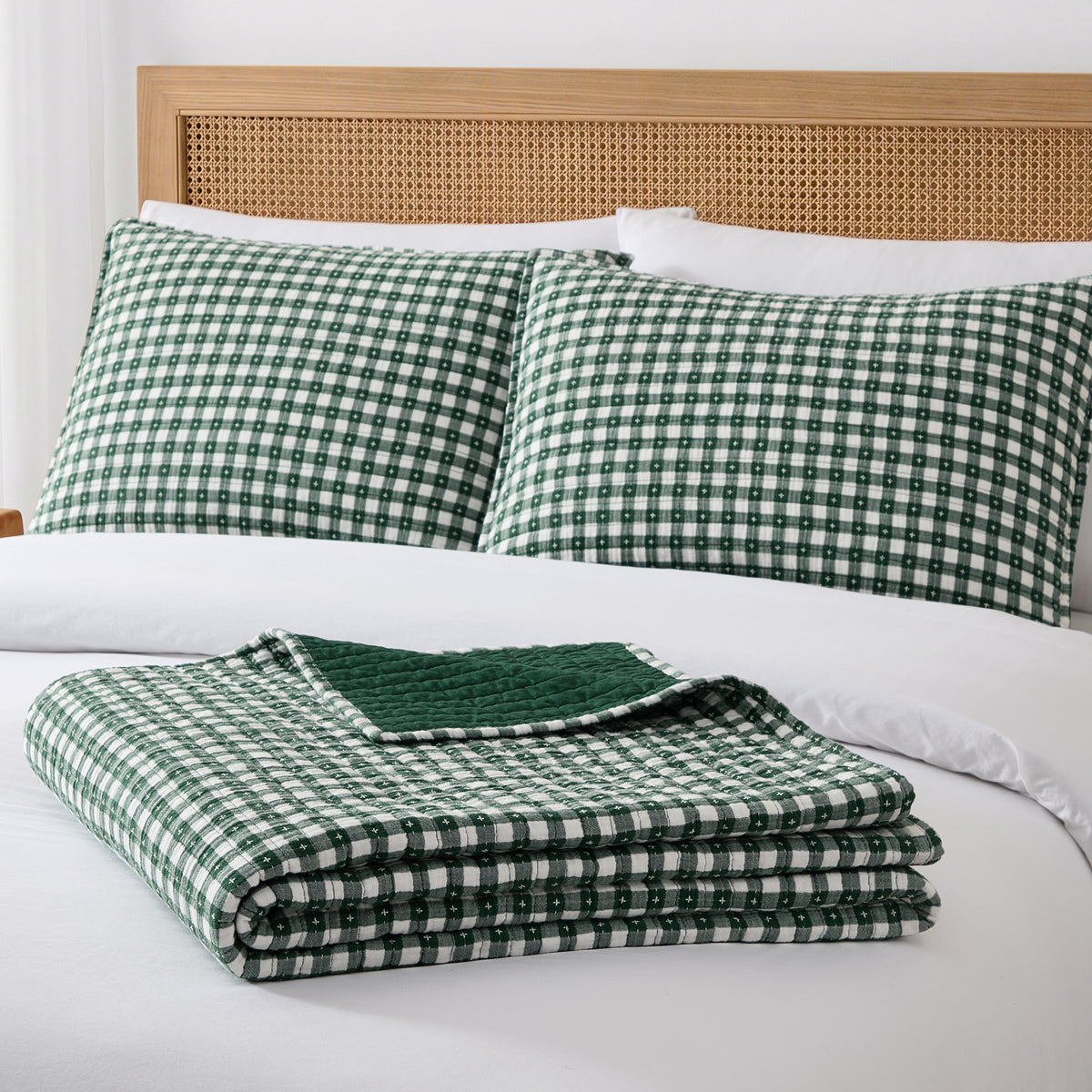 Camden Gingham Stitch Quilt Set