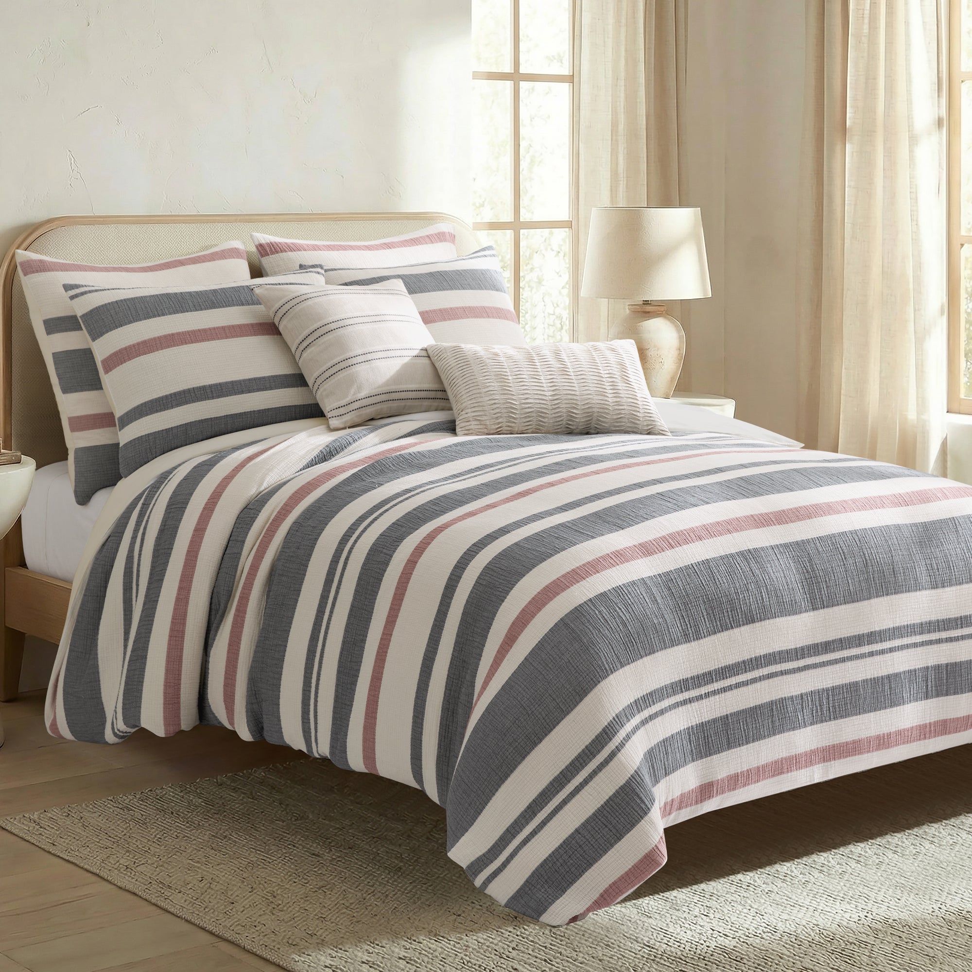 Pierre Comforter Set