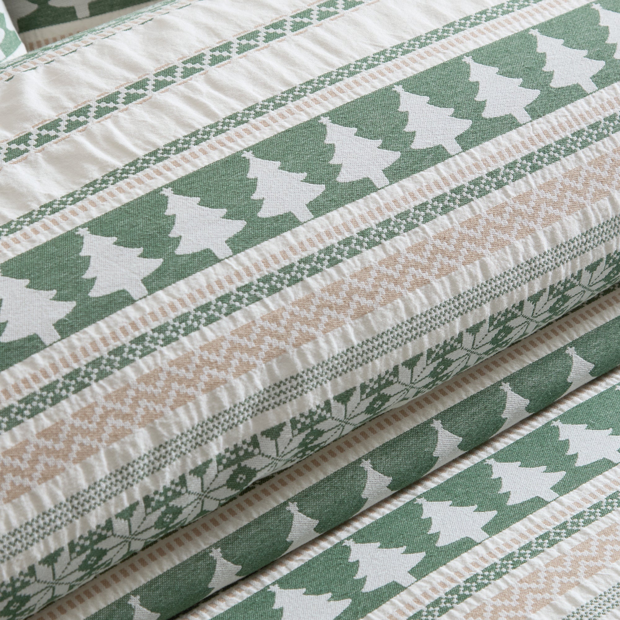 Pine Tree Jacquard Comforter Set