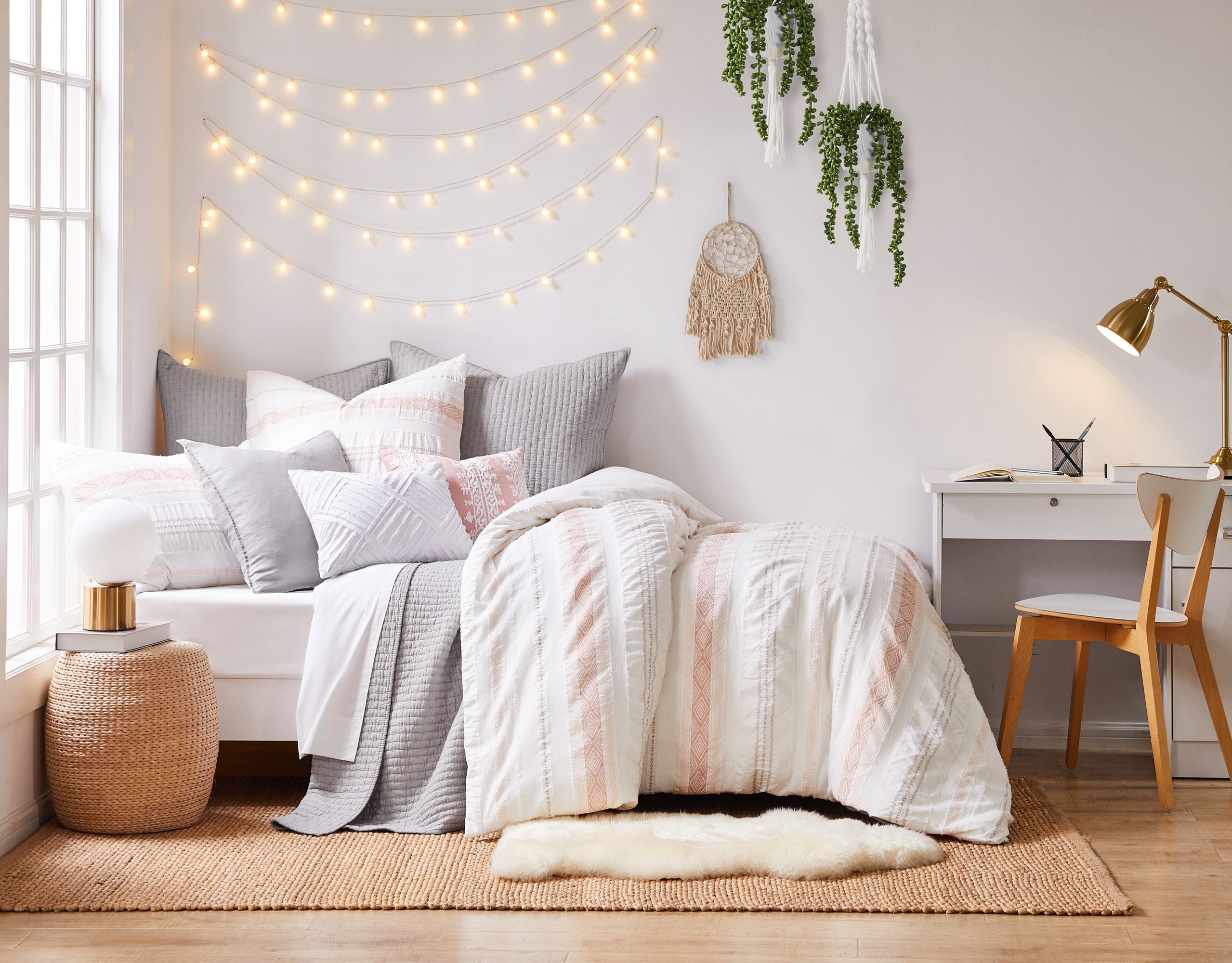 Pickford Blush Comforter Set