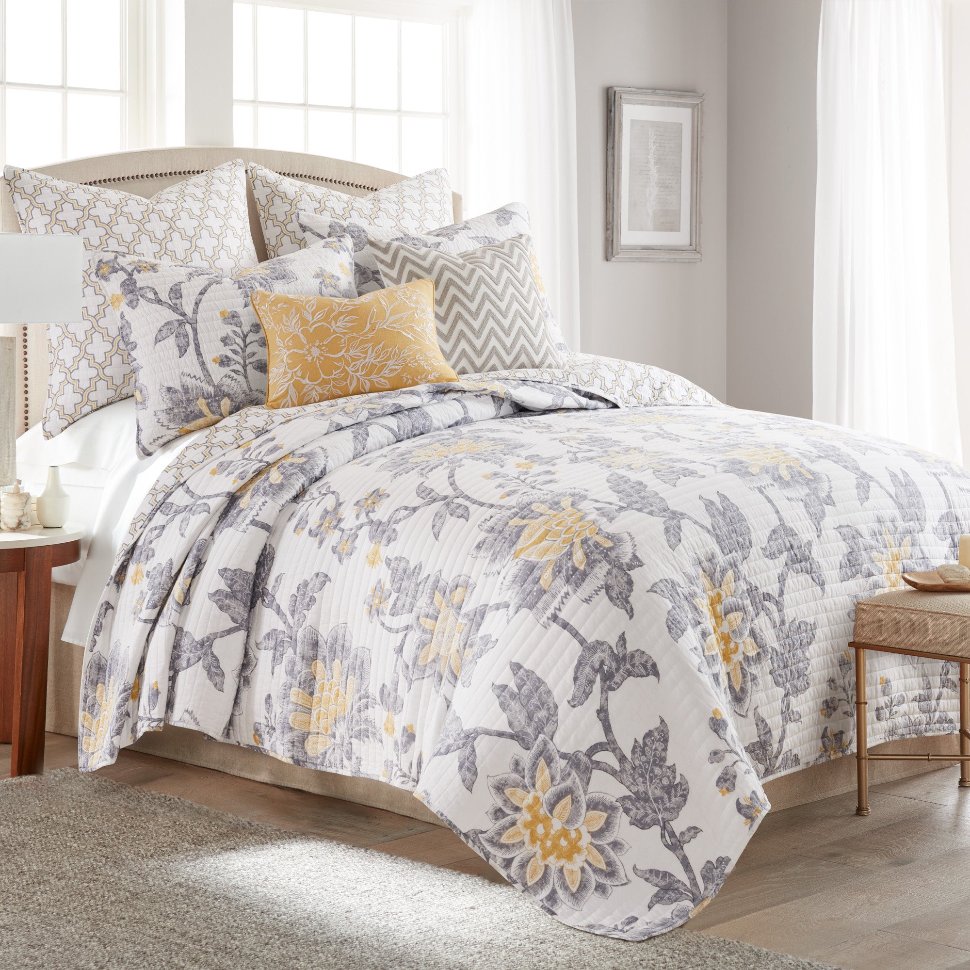 Levtex Home Reverie Quilt Set Quilts
