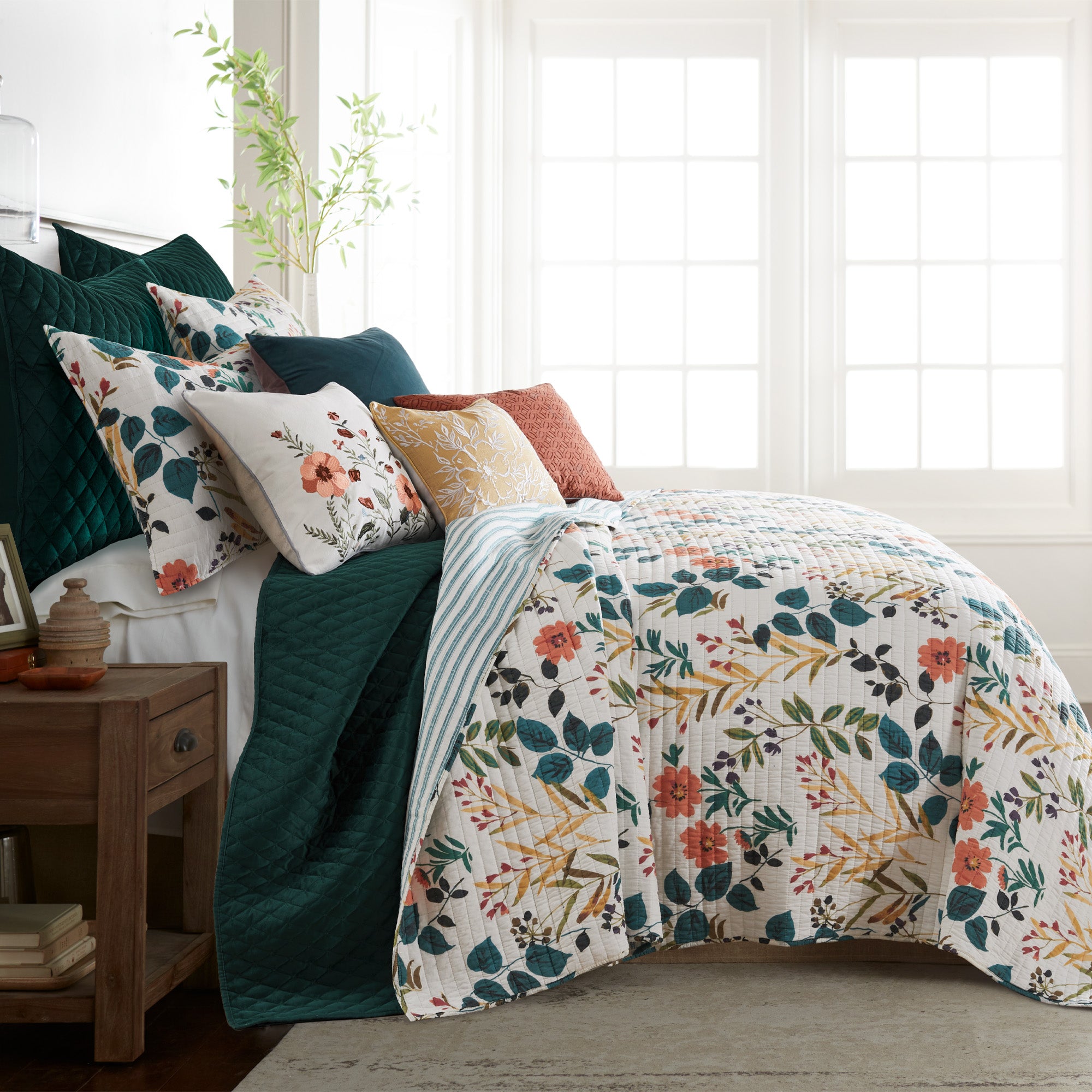 Levtex Home Tessa Quilt Set Quilts