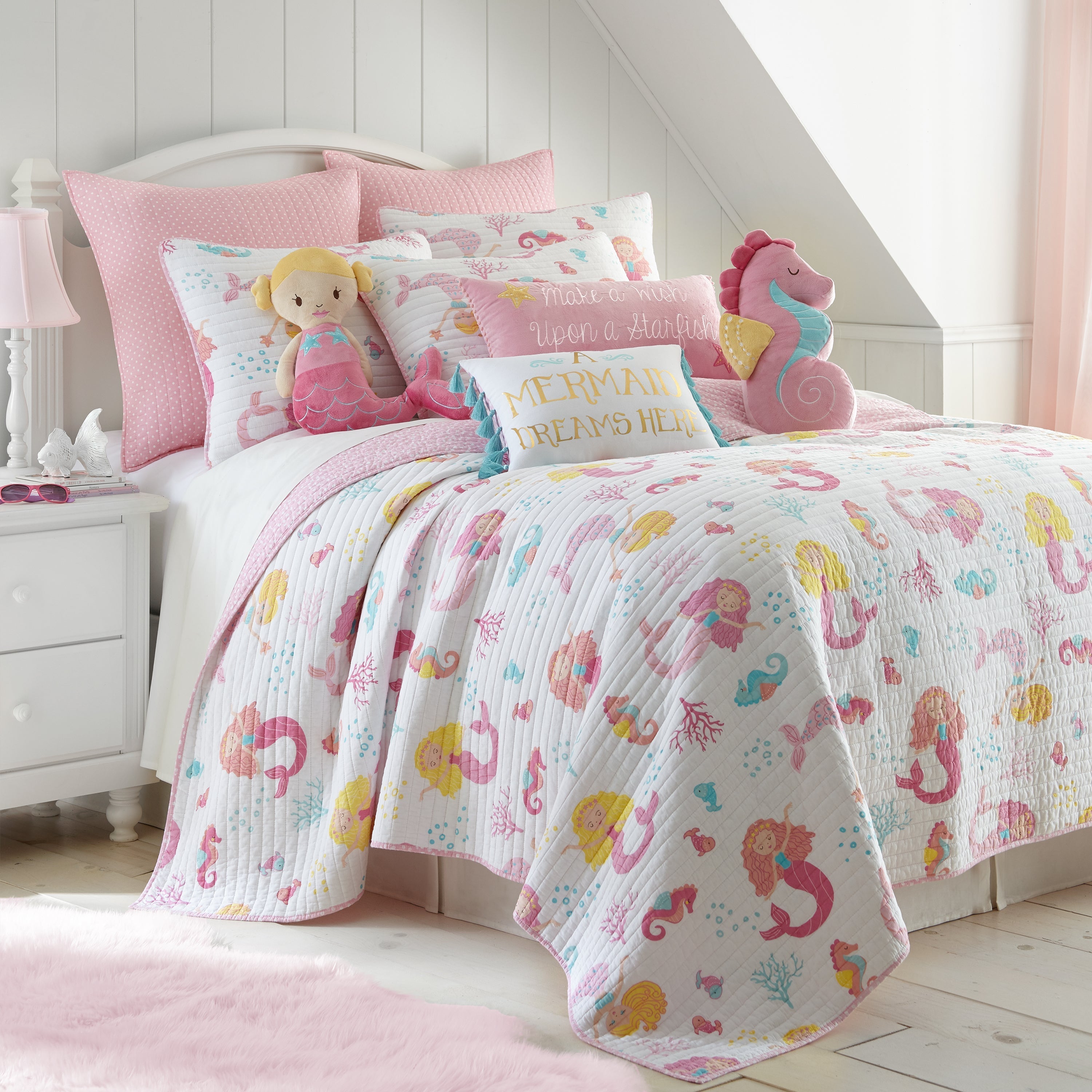 Levtex Home Marina Quilt Set Kids Quilts