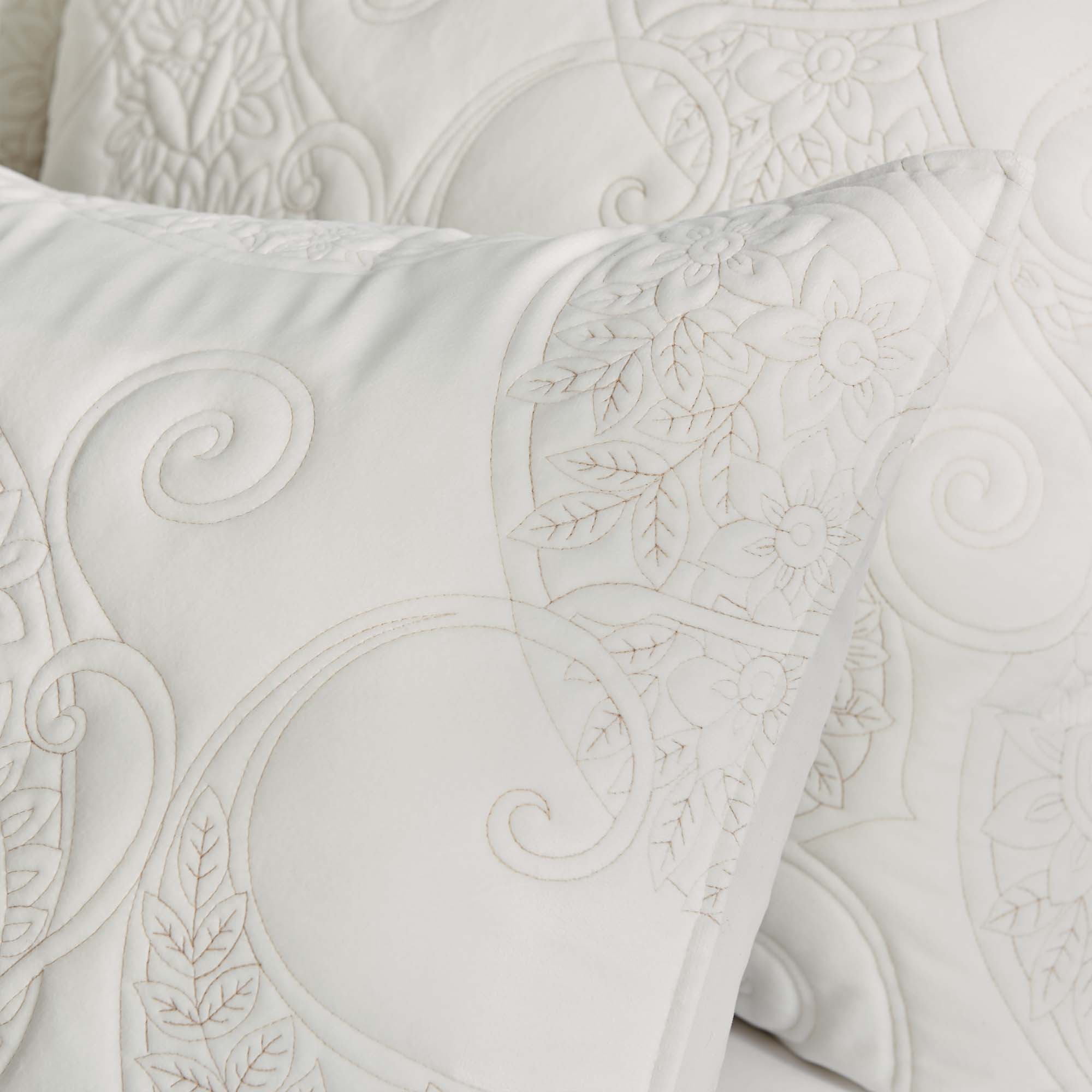 Levtex Home Cream Velvet Quilt Set Quilts