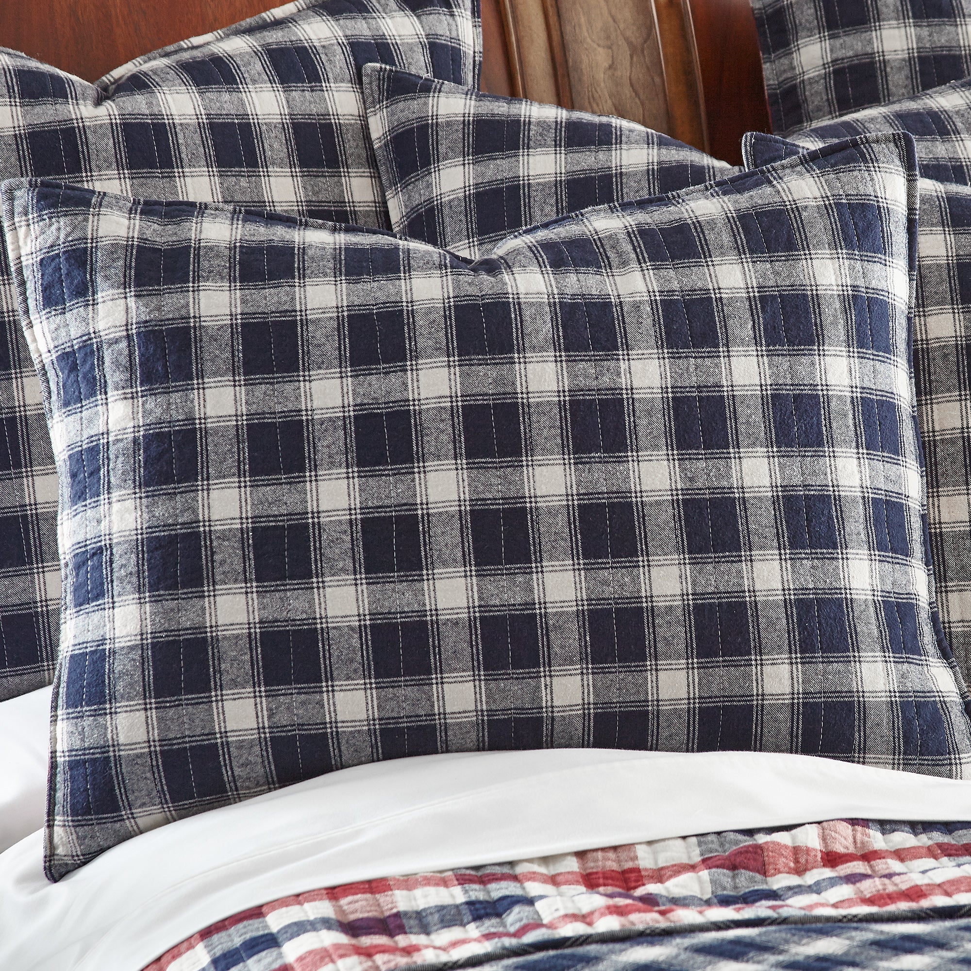 Levtex Home Lodge Quilt Set Quilts