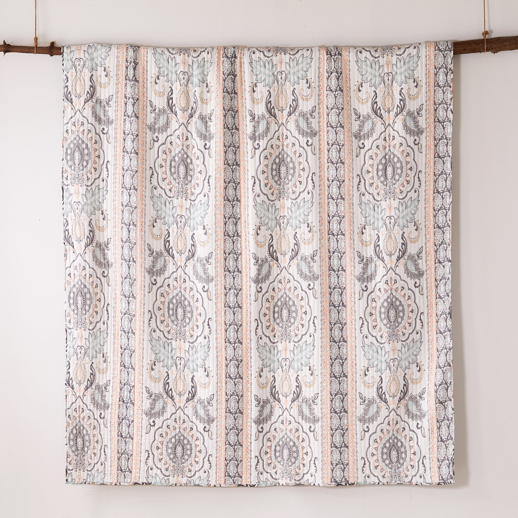 Levtex Home Darcy Quilt Set Quilts